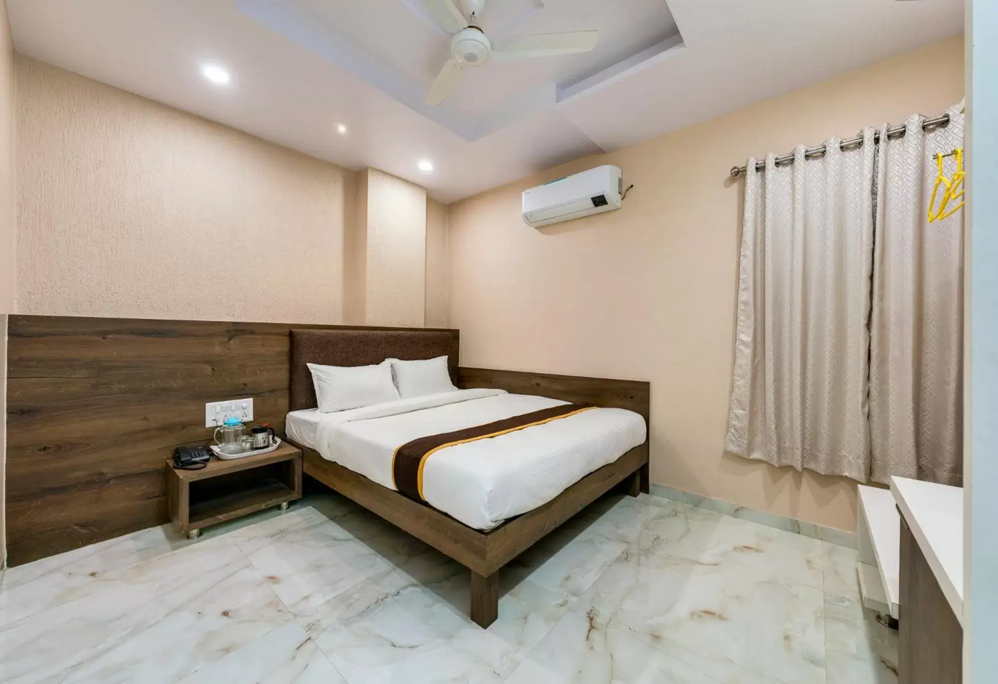 View (from property/room), Bed in Hotel Aatithya Satkar Near Mahalaxmi Temple View (from property/room), Bed in Hotel Aatithya Satkar Near Mahalaxmi Temple