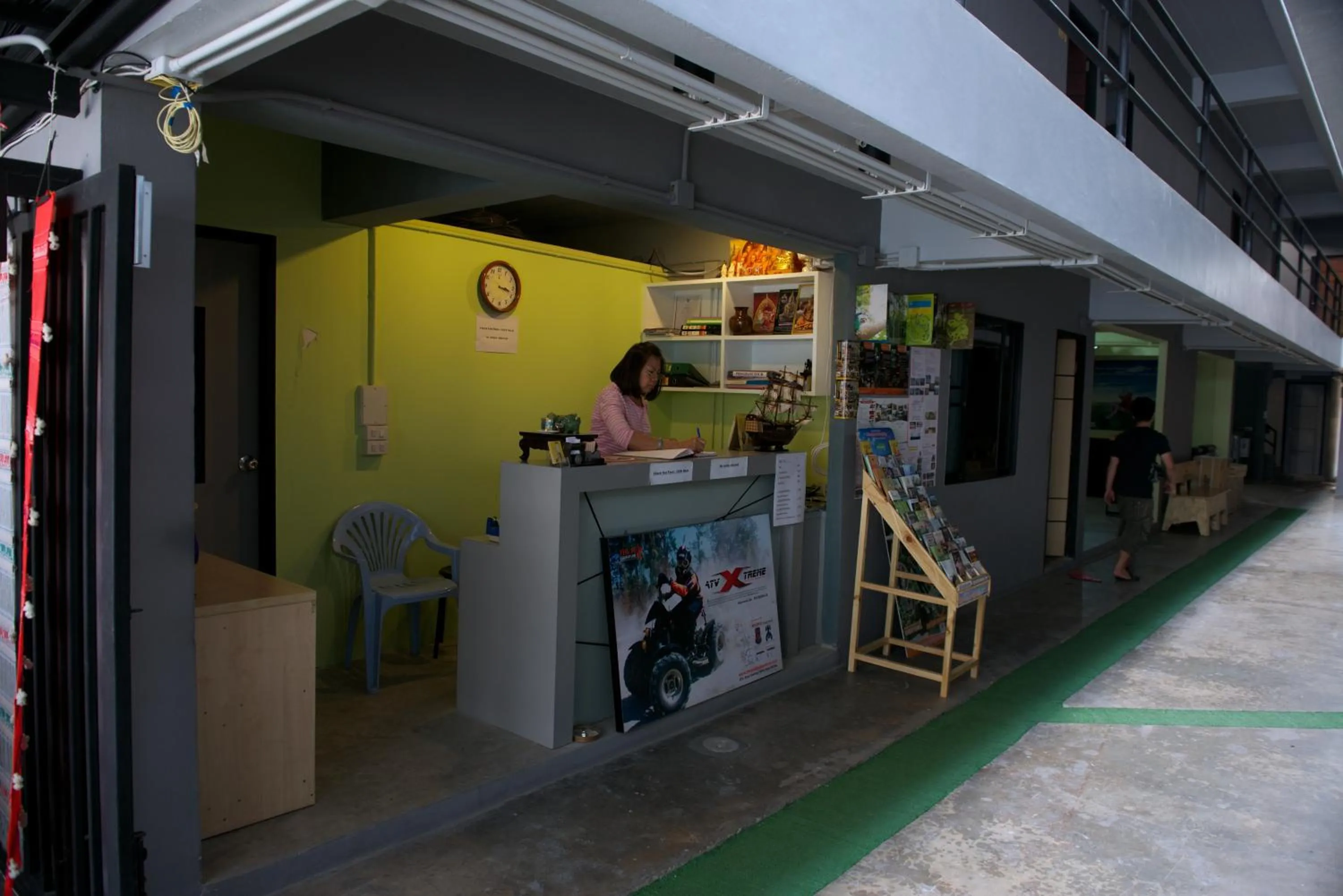 Lobby or reception in 9 Hostel
