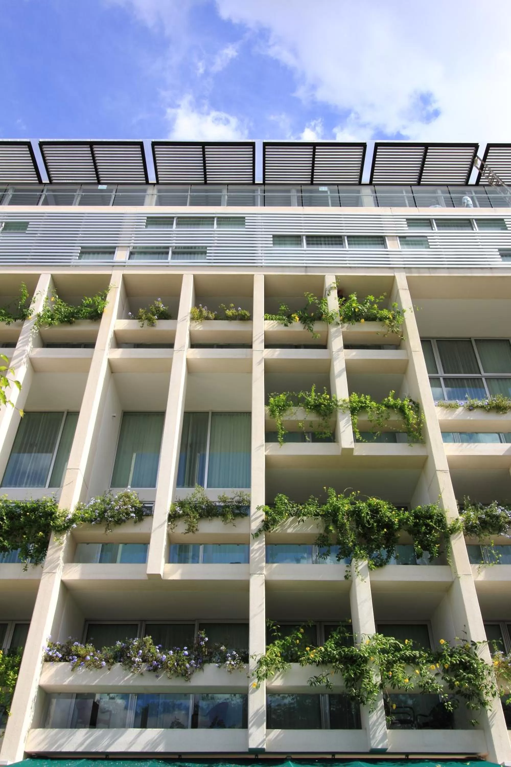 Property building in Mesón de la Luna Hotel & Spa