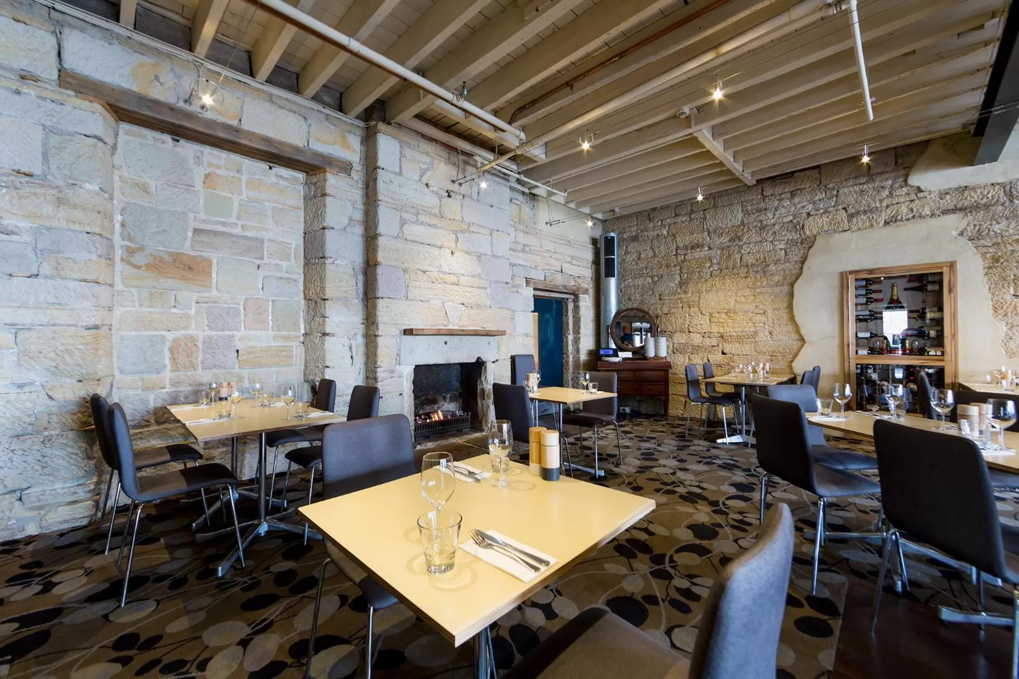 Restaurant/places to eat in Customs House Hotel