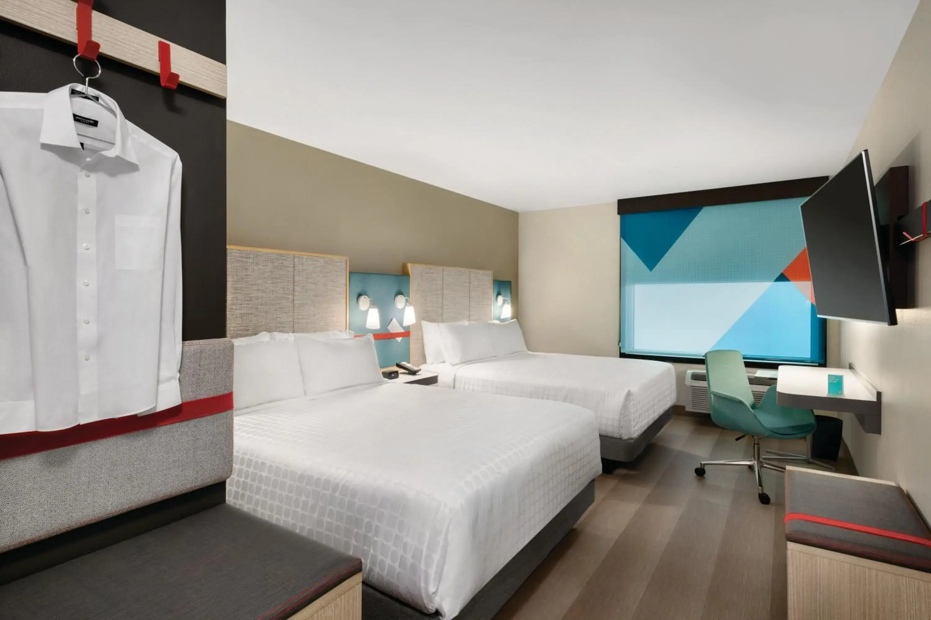 Queen Room with Two Queen Beds and City View - Non-Smoking in avid hotels - Austin - Tech Ridge, an IHG Hotel