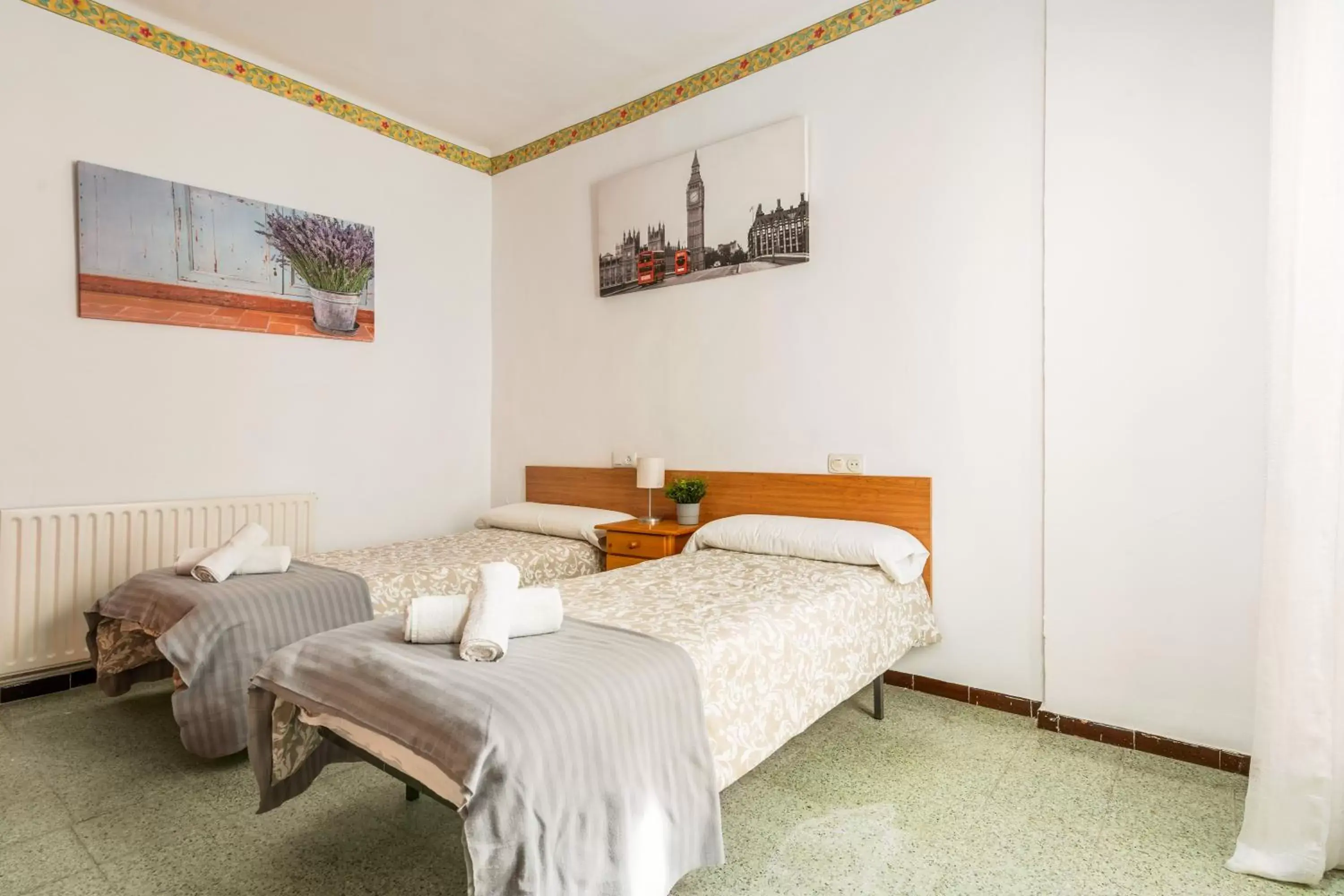 Bed in Hostal La Marina