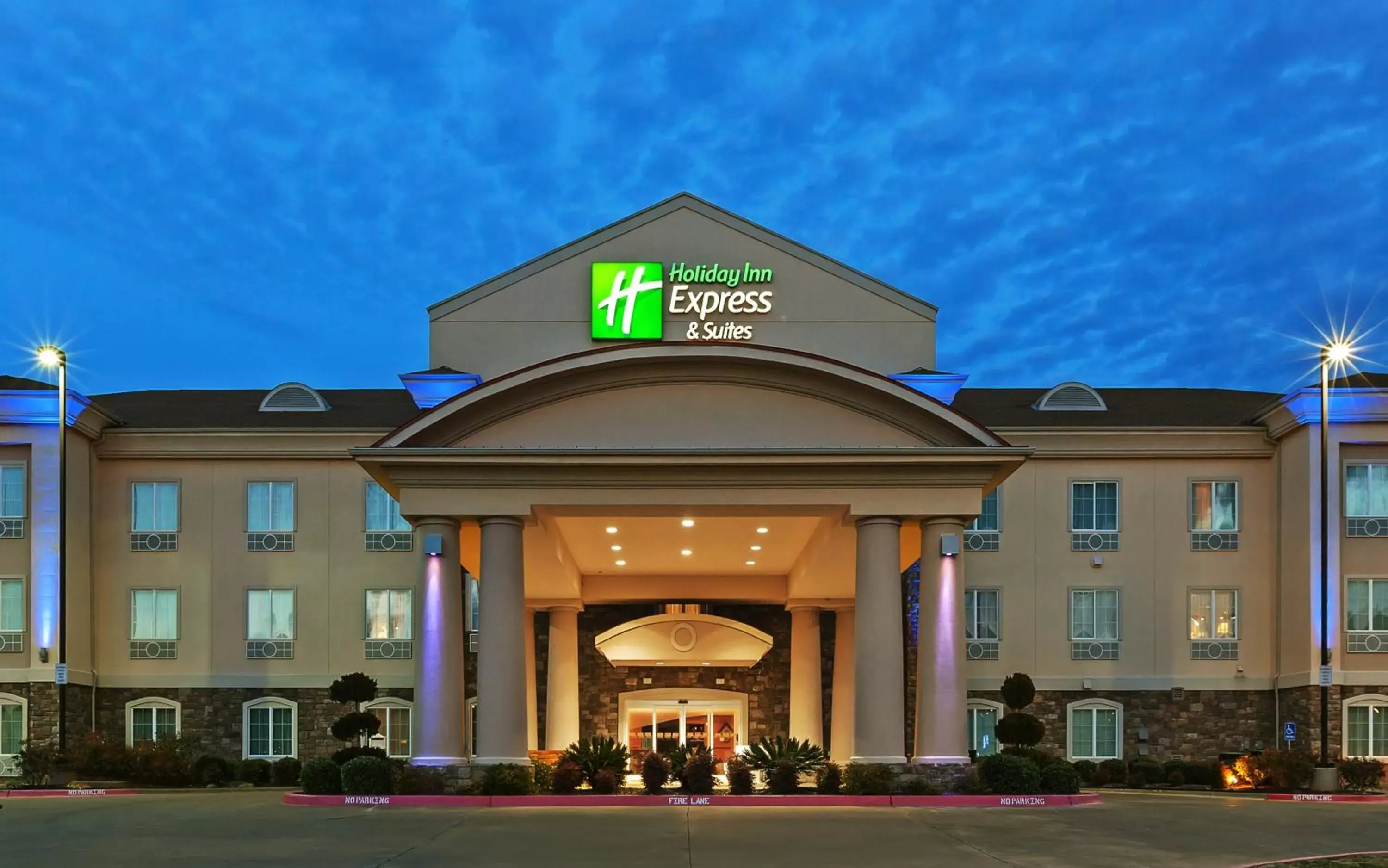 Property building in Holiday Inn Express Hotel & Suites Kilgore North, an IHG Hotel