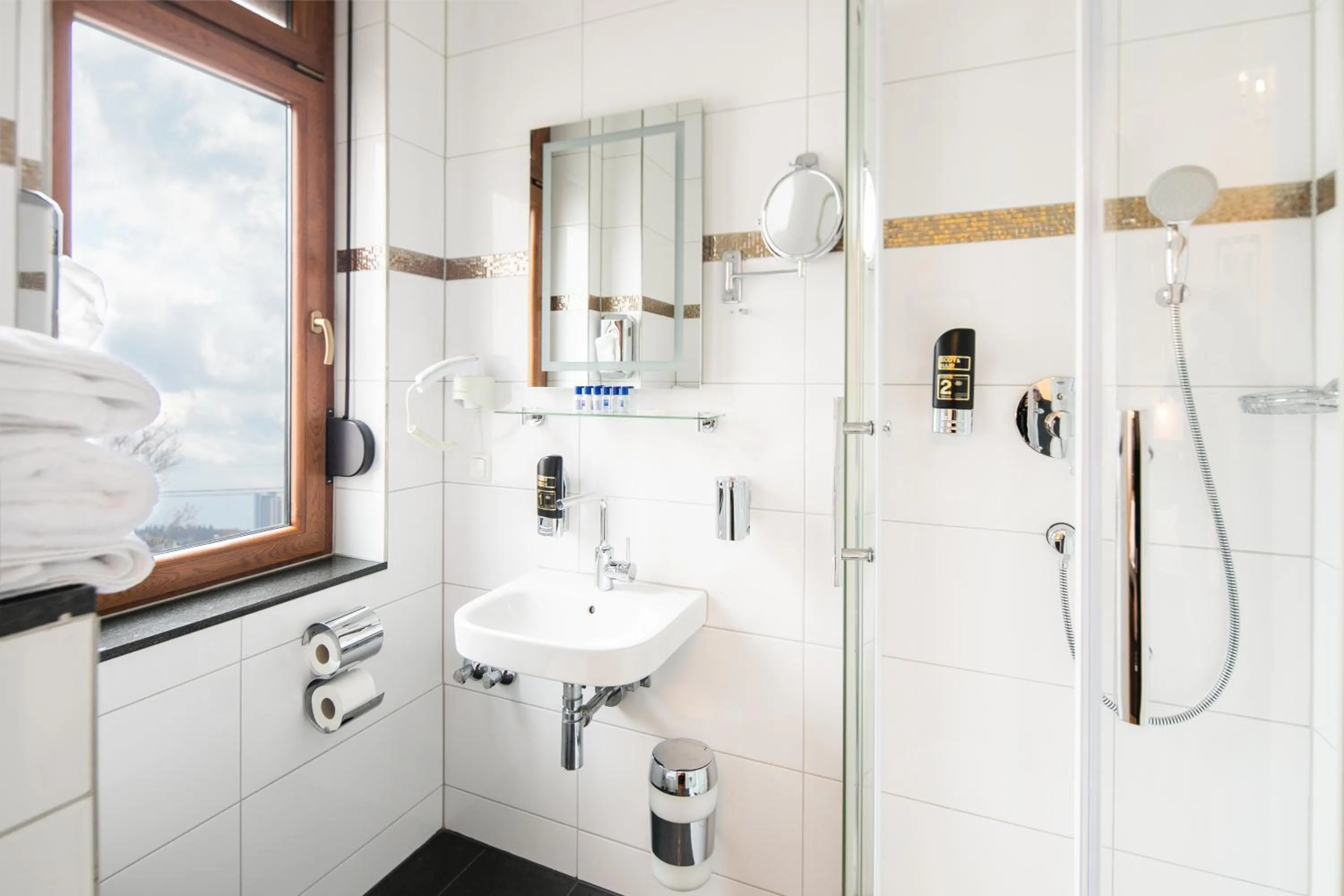 Bathroom in City Hotel Kaiserhof