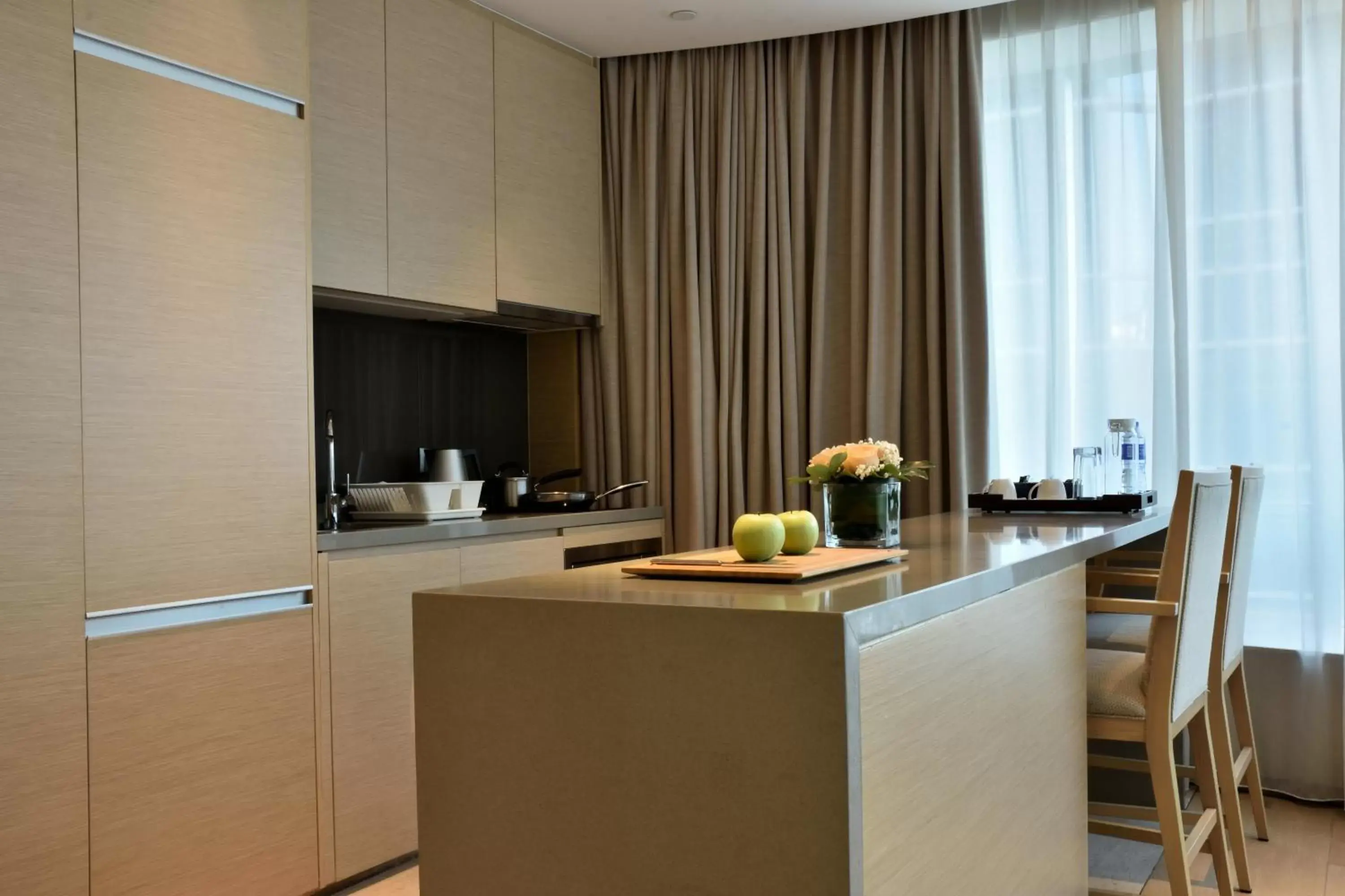 Kitchen or kitchenette, Kitchen/Kitchenette in Fraser Suites Guangzhou