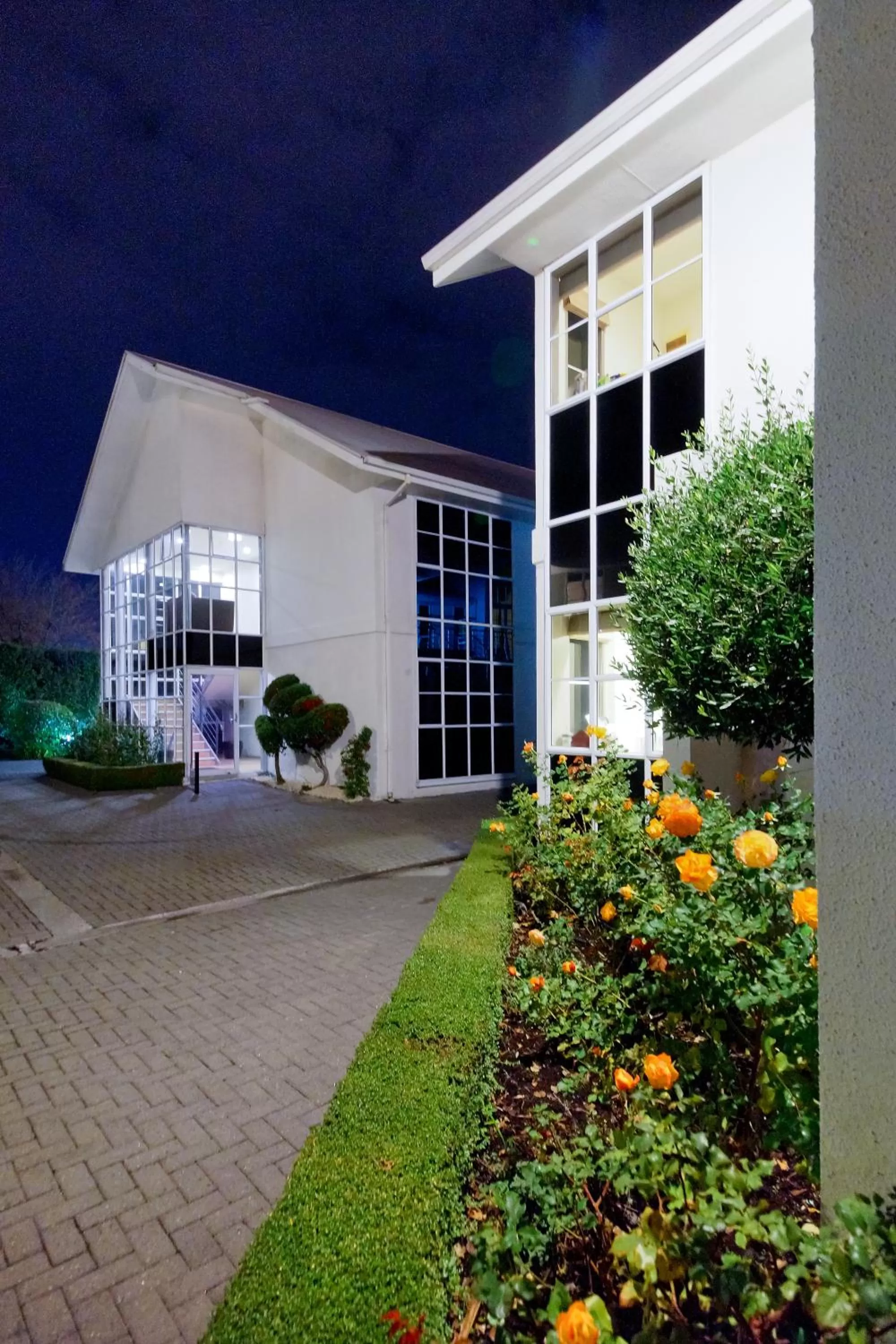 Property building in Pavilions Hotel