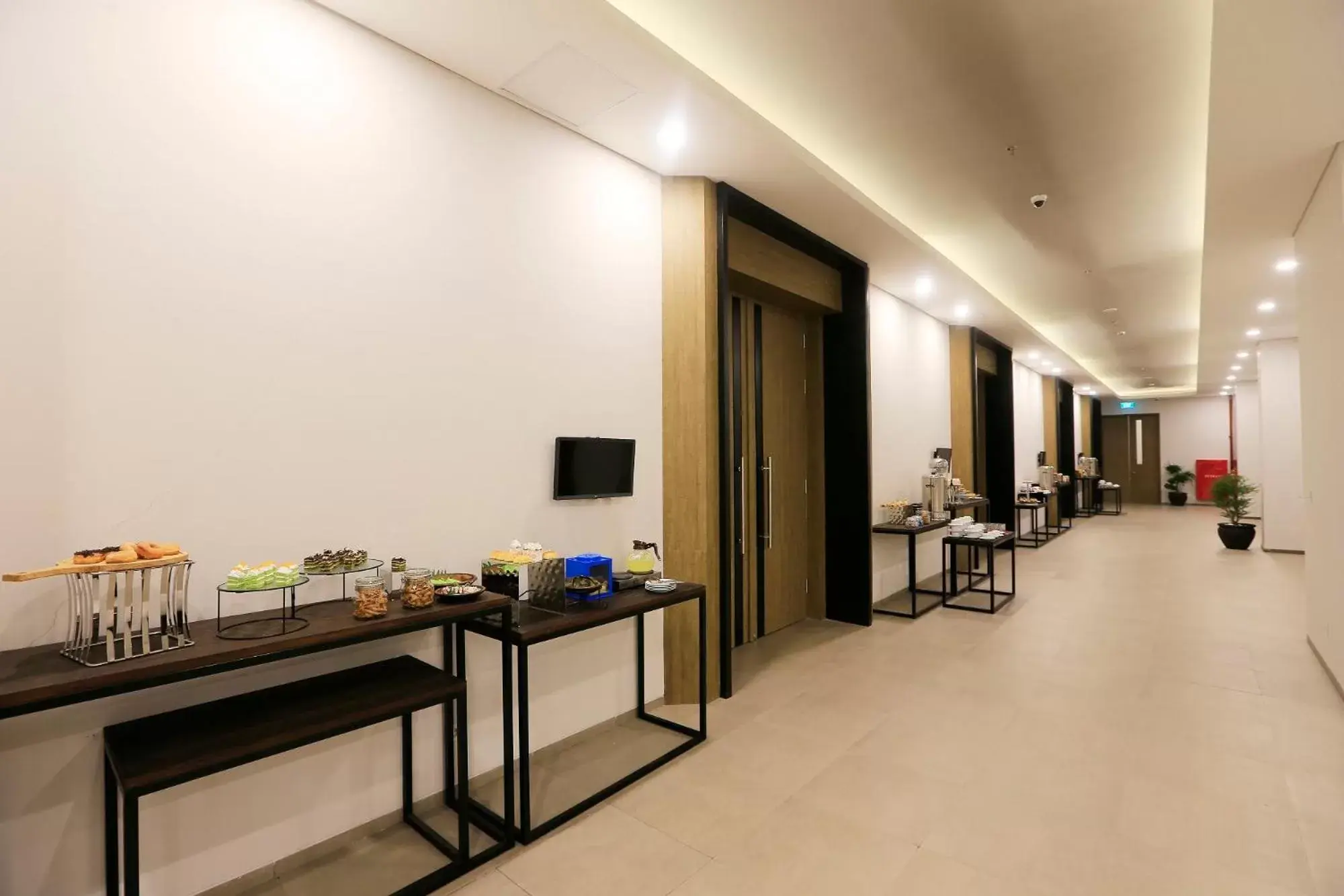 Area and facilities in Luminor Hotel Purwokerto By WH