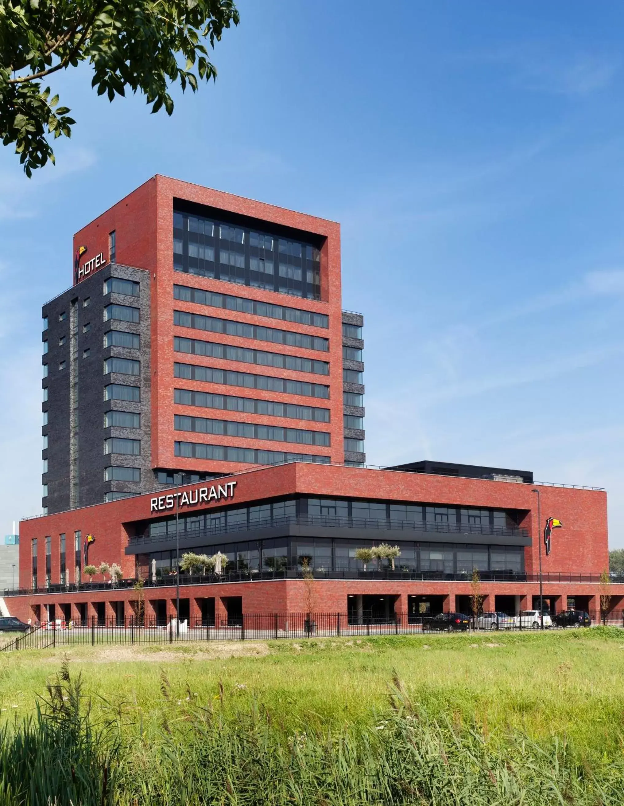 Property Building in Van der Valk Hotel Dordrecht