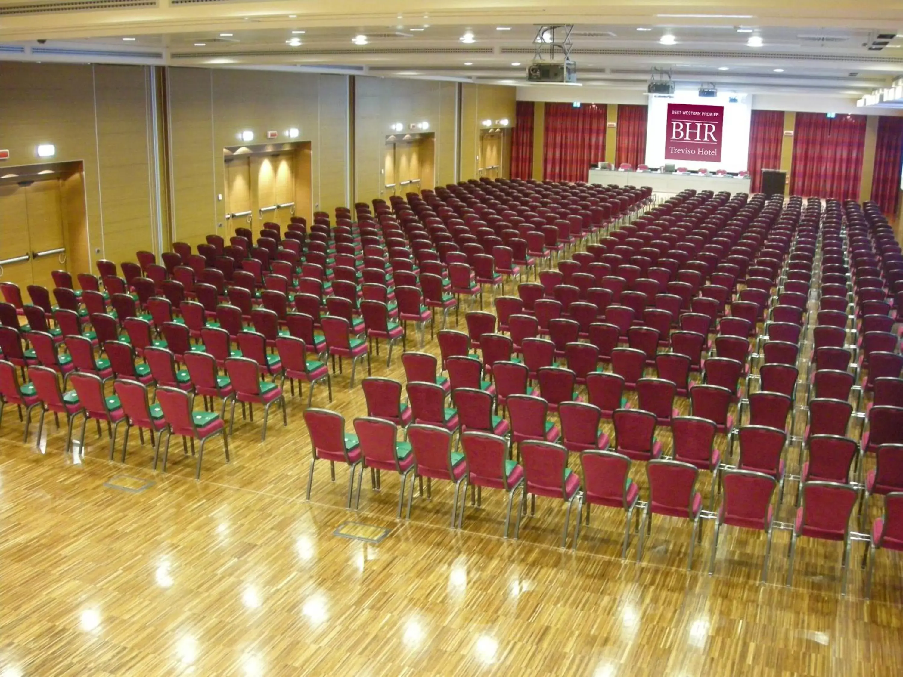 Meeting/conference room in Best Western Premier BHR Treviso Hotel