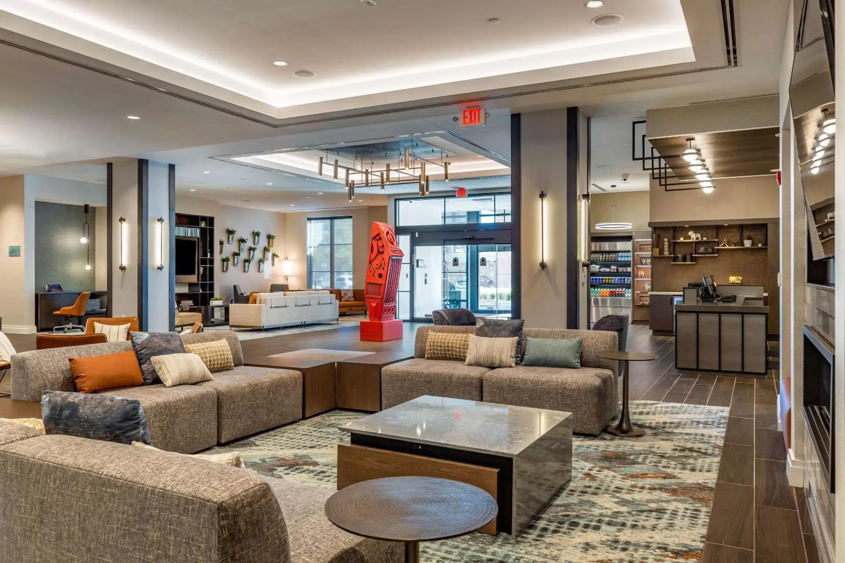 Lobby or reception, Lounge/Bar in Cambria Hotel New Haven University Area