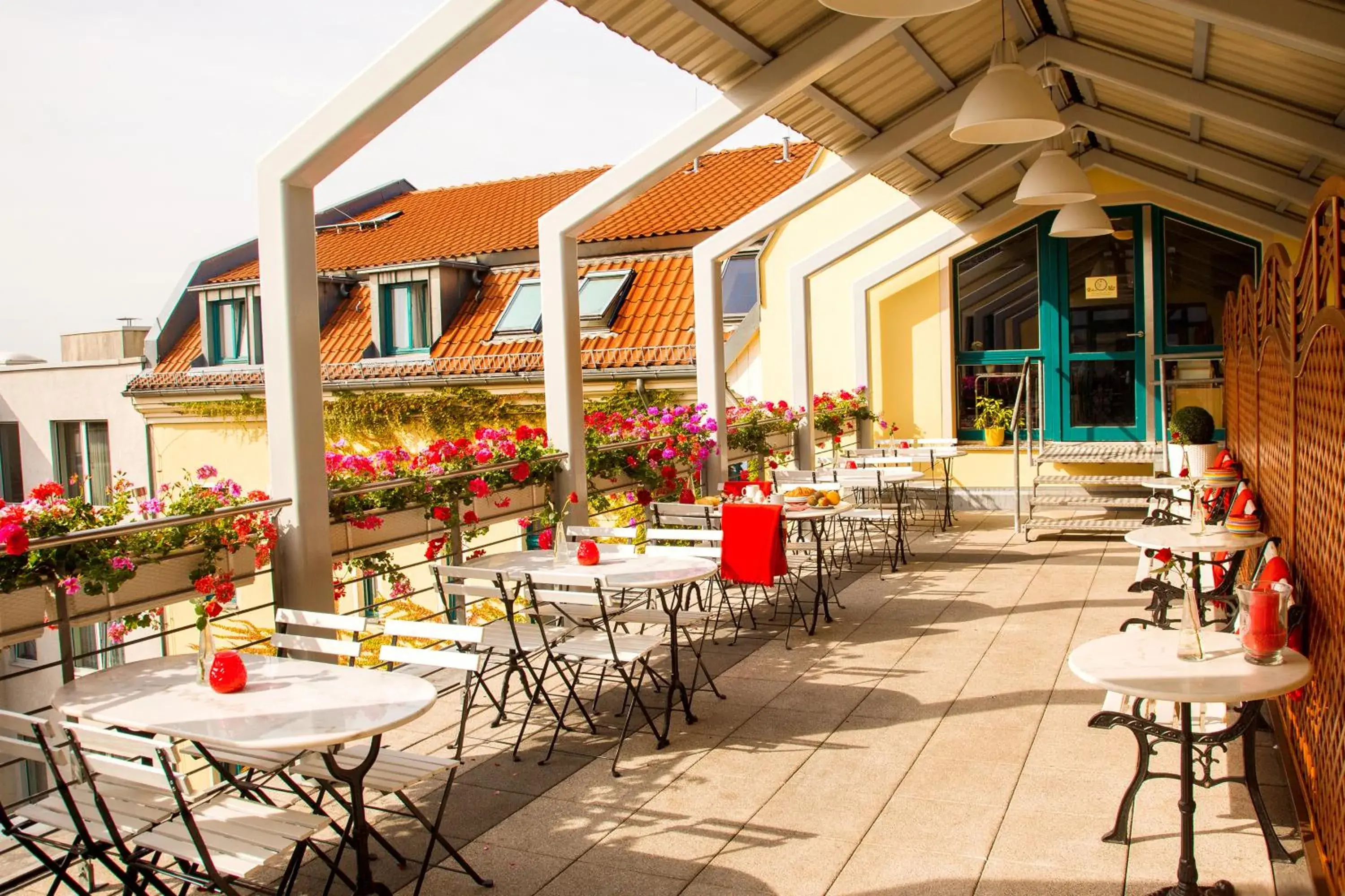 Mikon Eastgate Hotel - City Centre Mikon Eastgate Hotel - City Centre