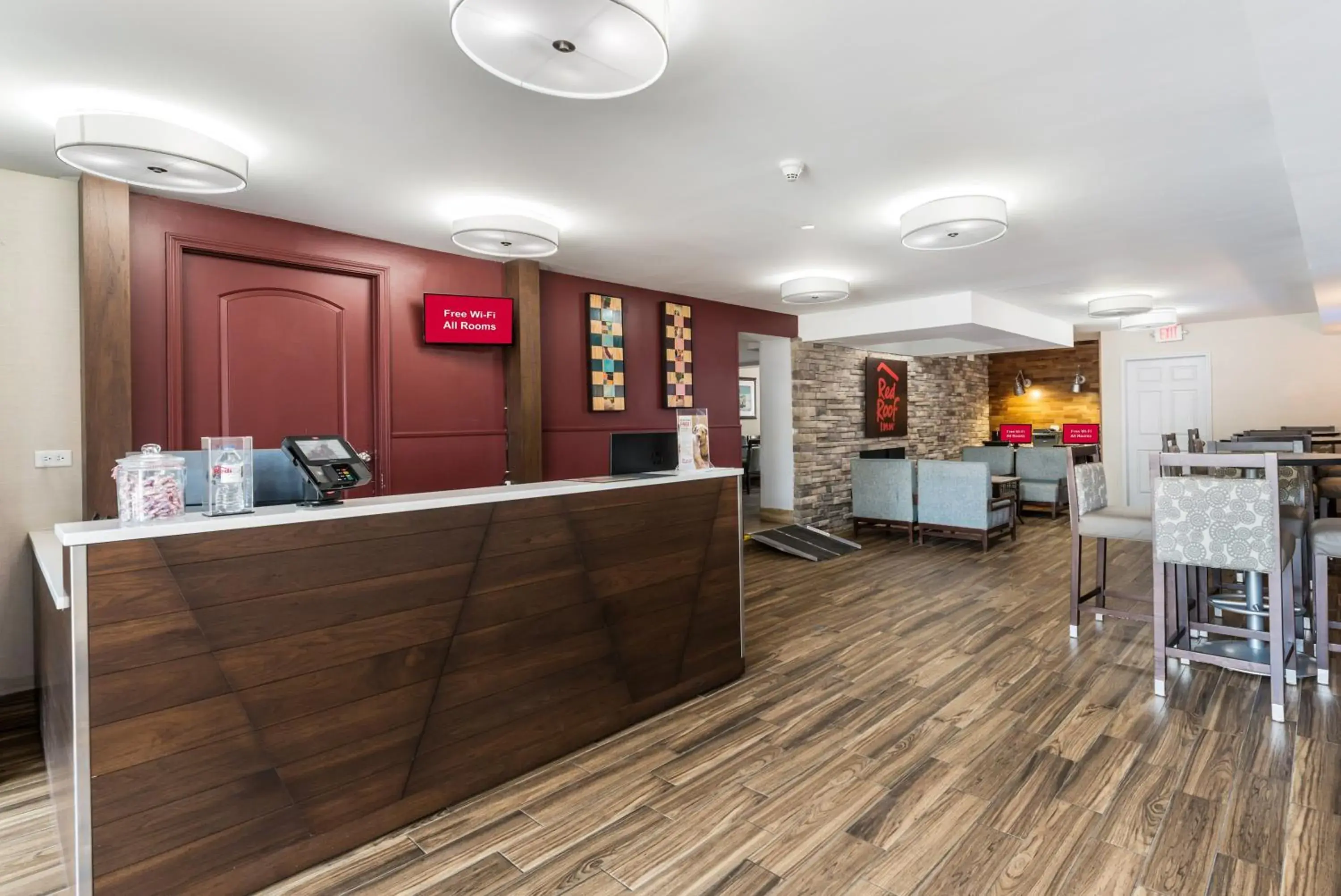 Lobby or reception, Lobby/Reception in Red Roof Inn Morton Grove