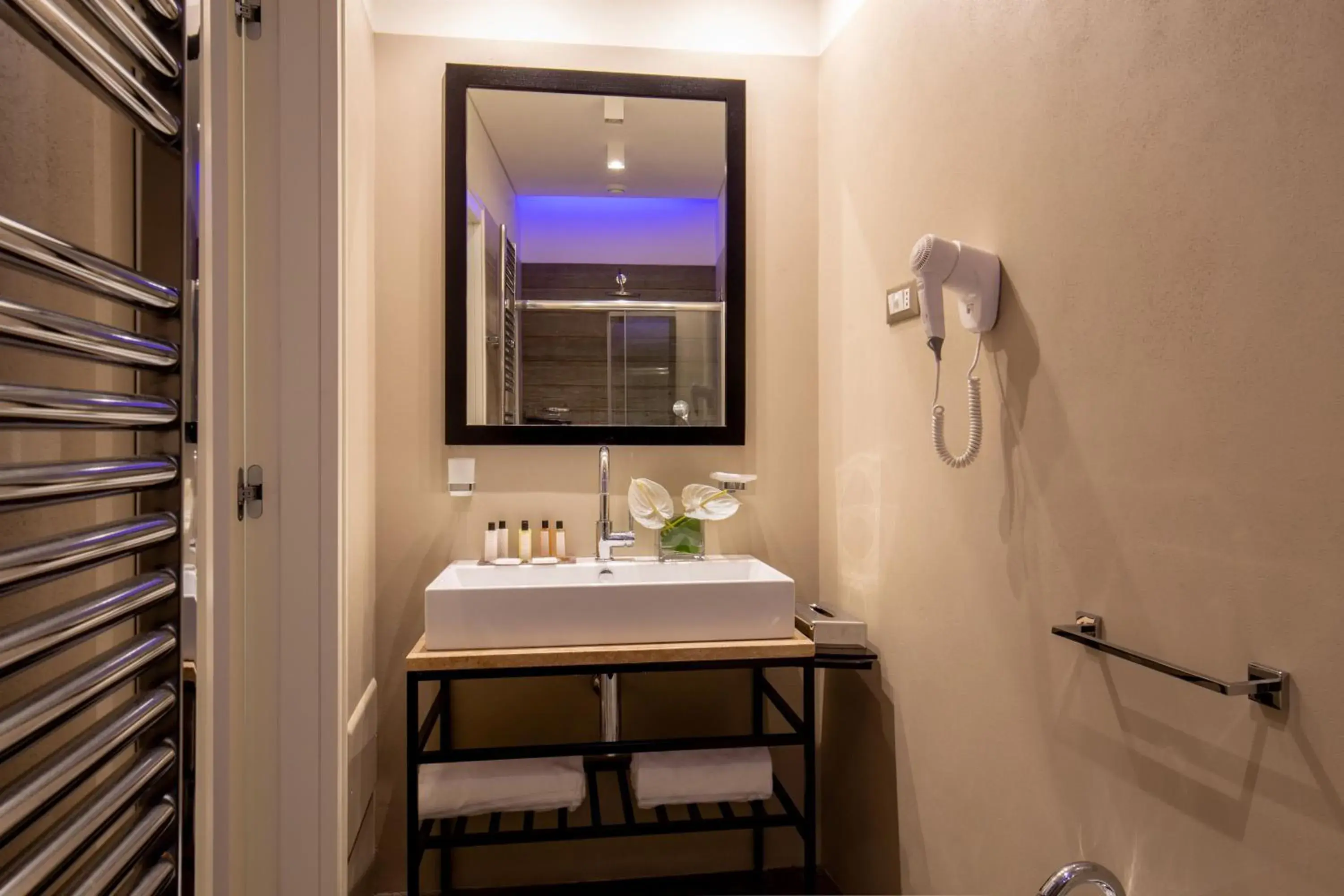 Bathroom in My Trevi Charming & Luxury Rooms