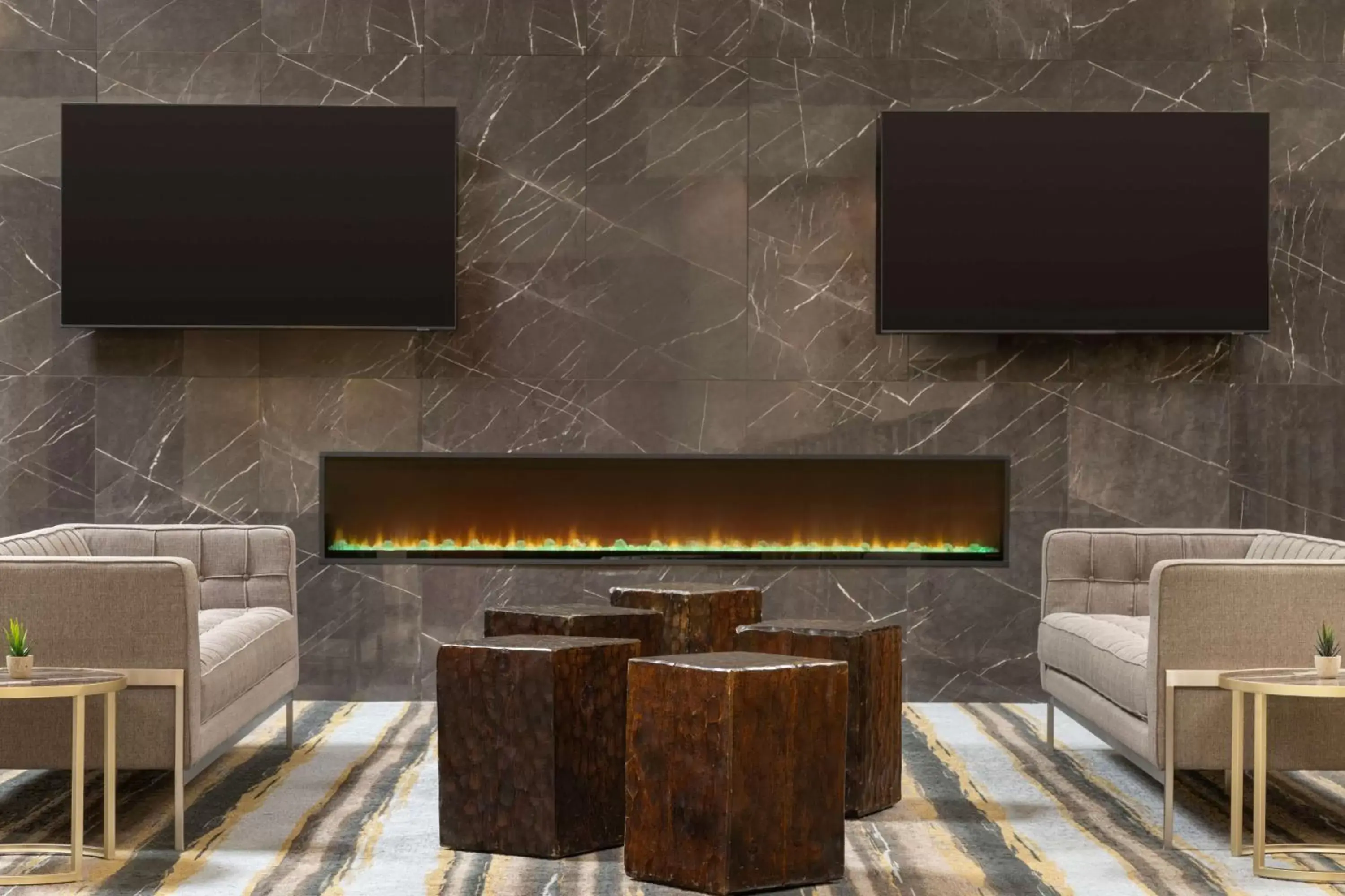 Lobby or reception, TV/Entertainment Center in Doubletree By Hilton Fort Worth South