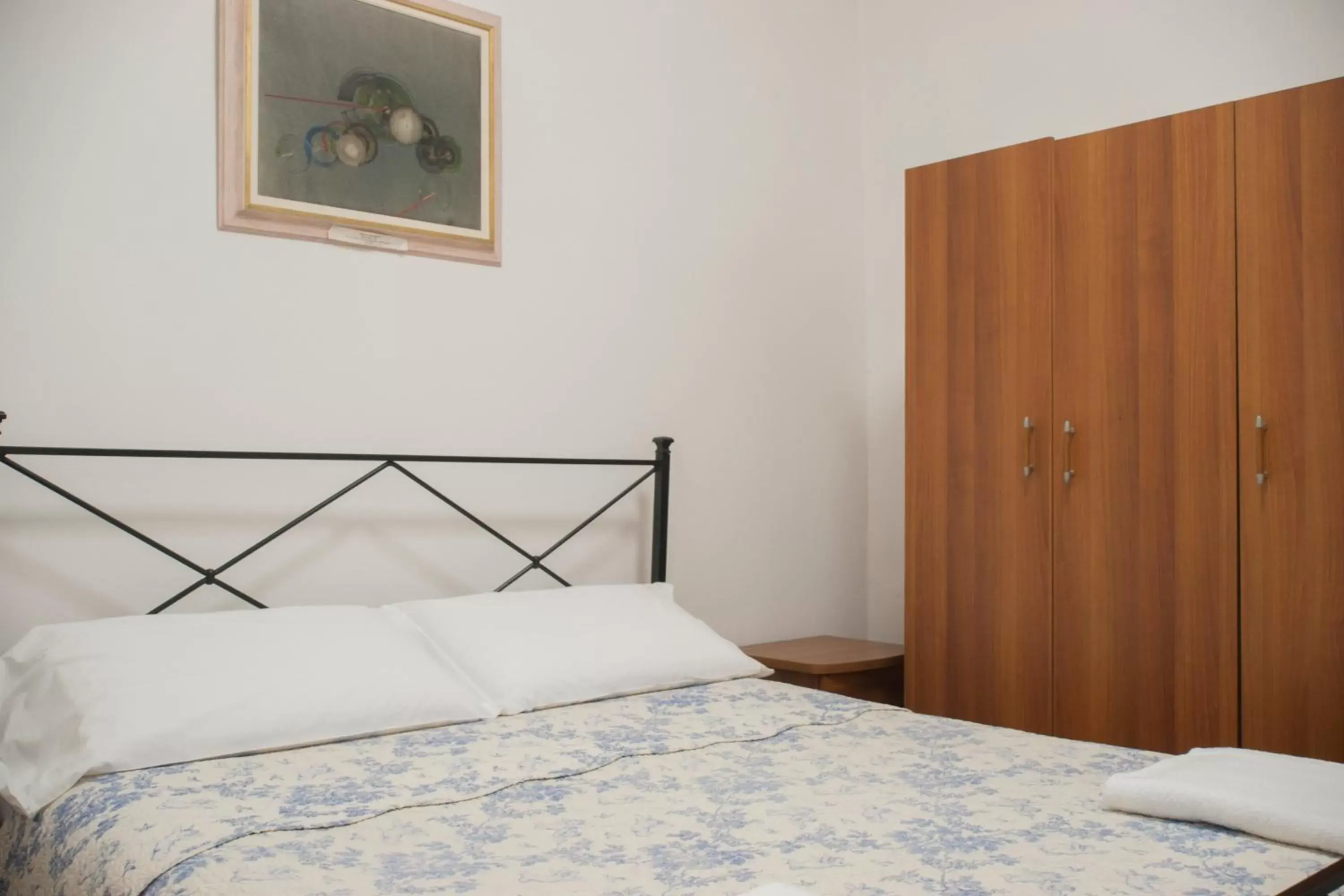 Bed in Albergo Pensione Ardenza SELF CHECK-IN