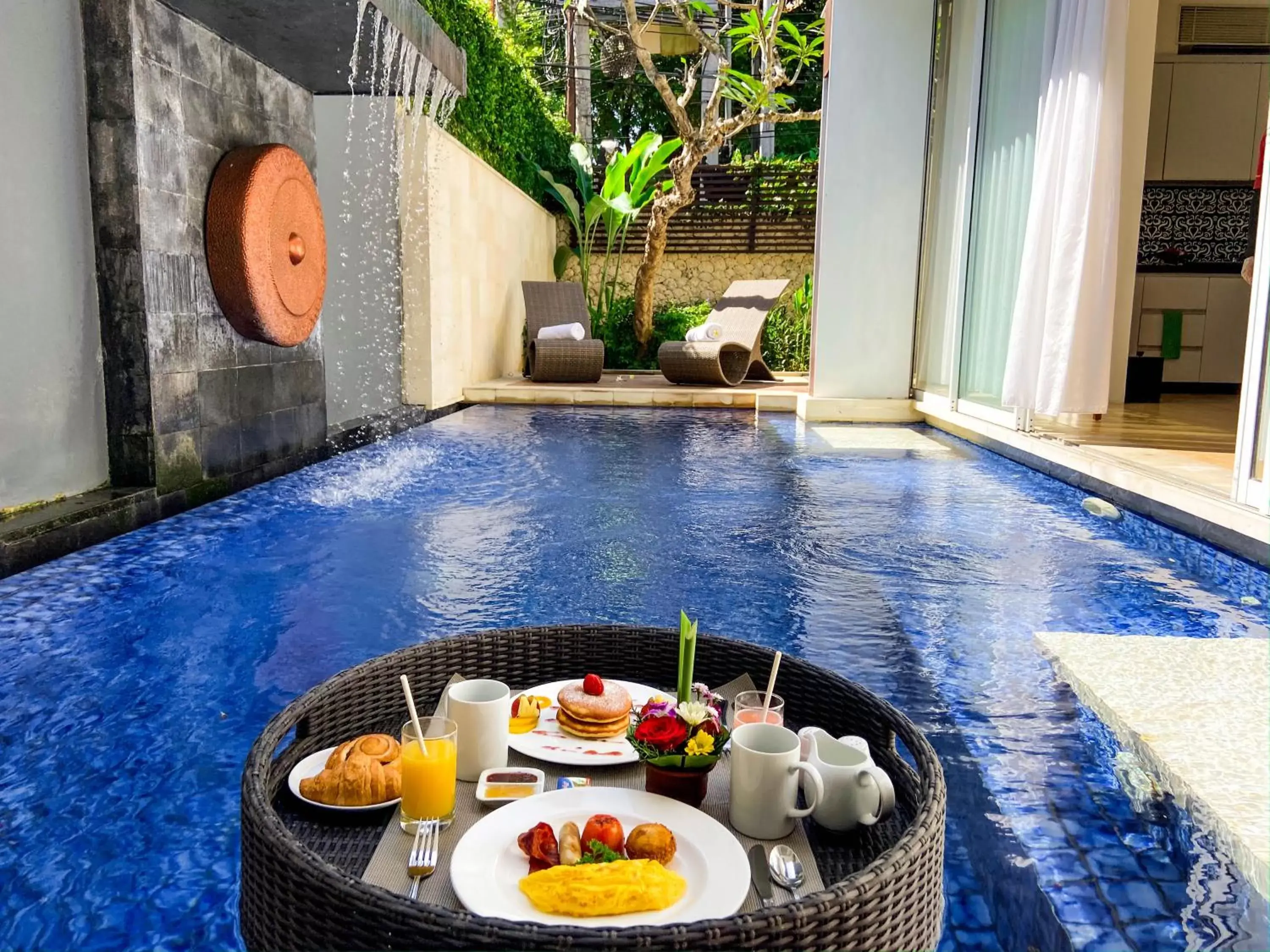 Breakfast in Puri Hiromi Boutique Residence Breakfast in Puri Hiromi Boutique Residence