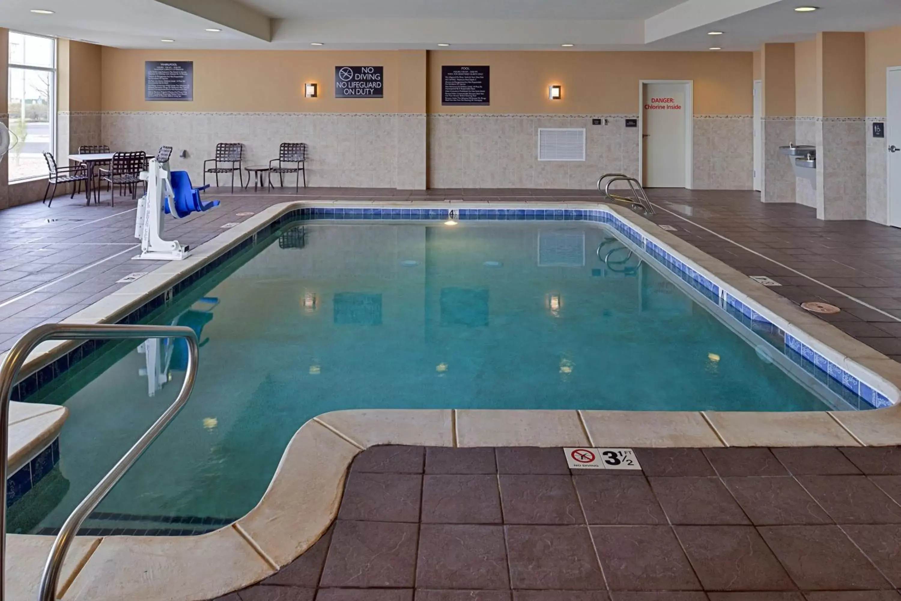 Pool view, Swimming Pool in Hilton Garden Inn Hobbs