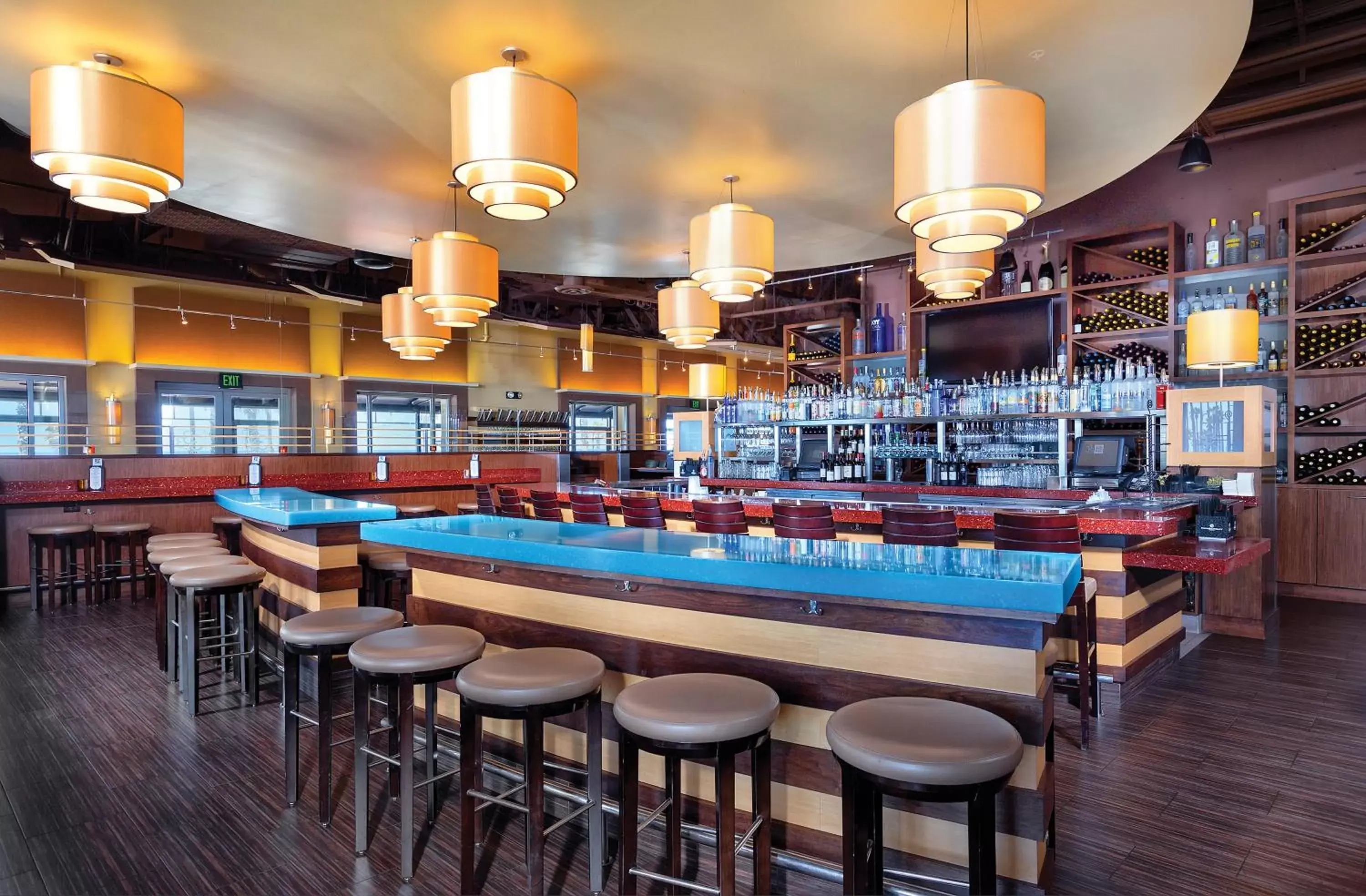 Restaurant/places to eat, Lounge/Bar in Club Wyndham Oceanside Pier Resort