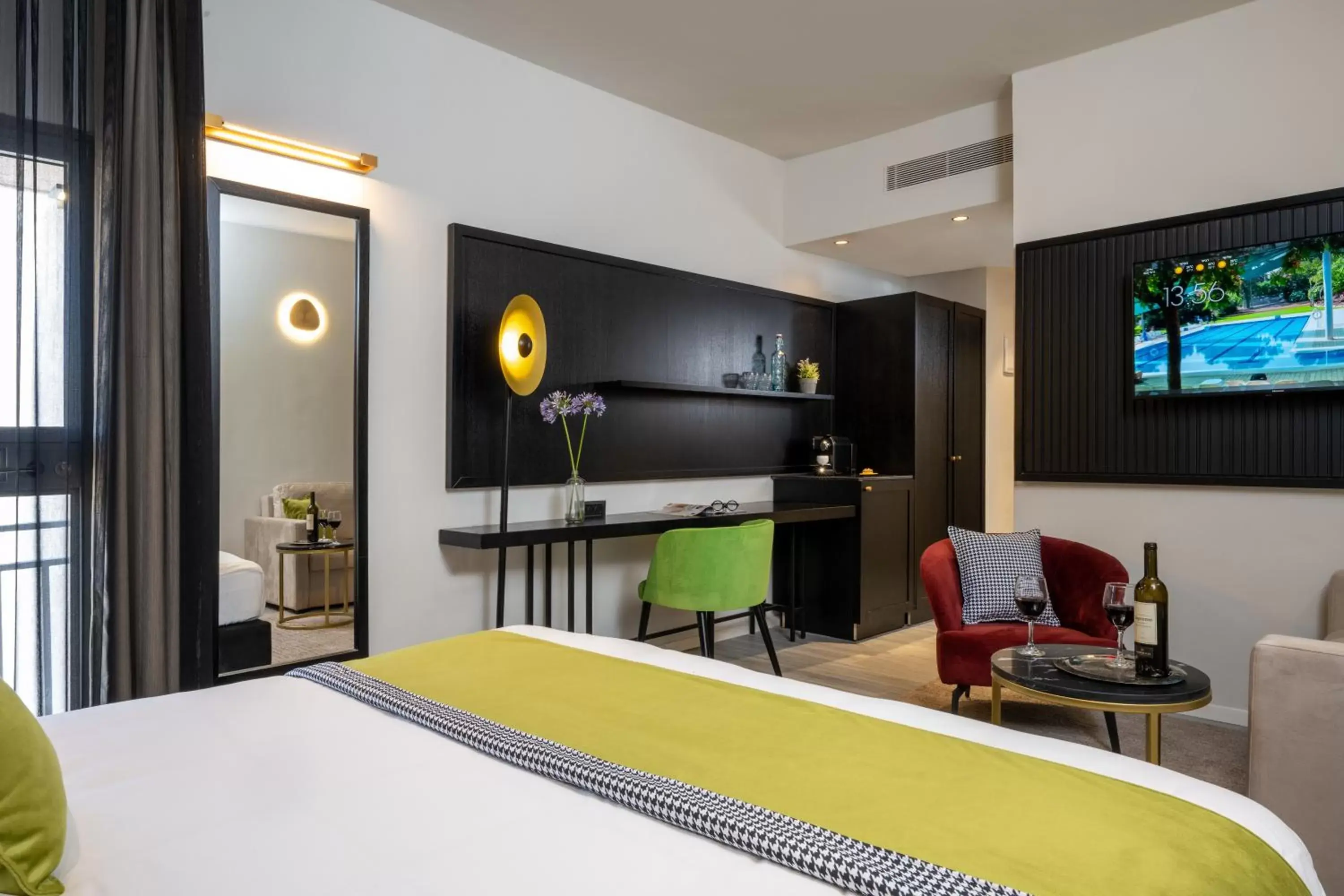 Bedroom in Giladi Hotel