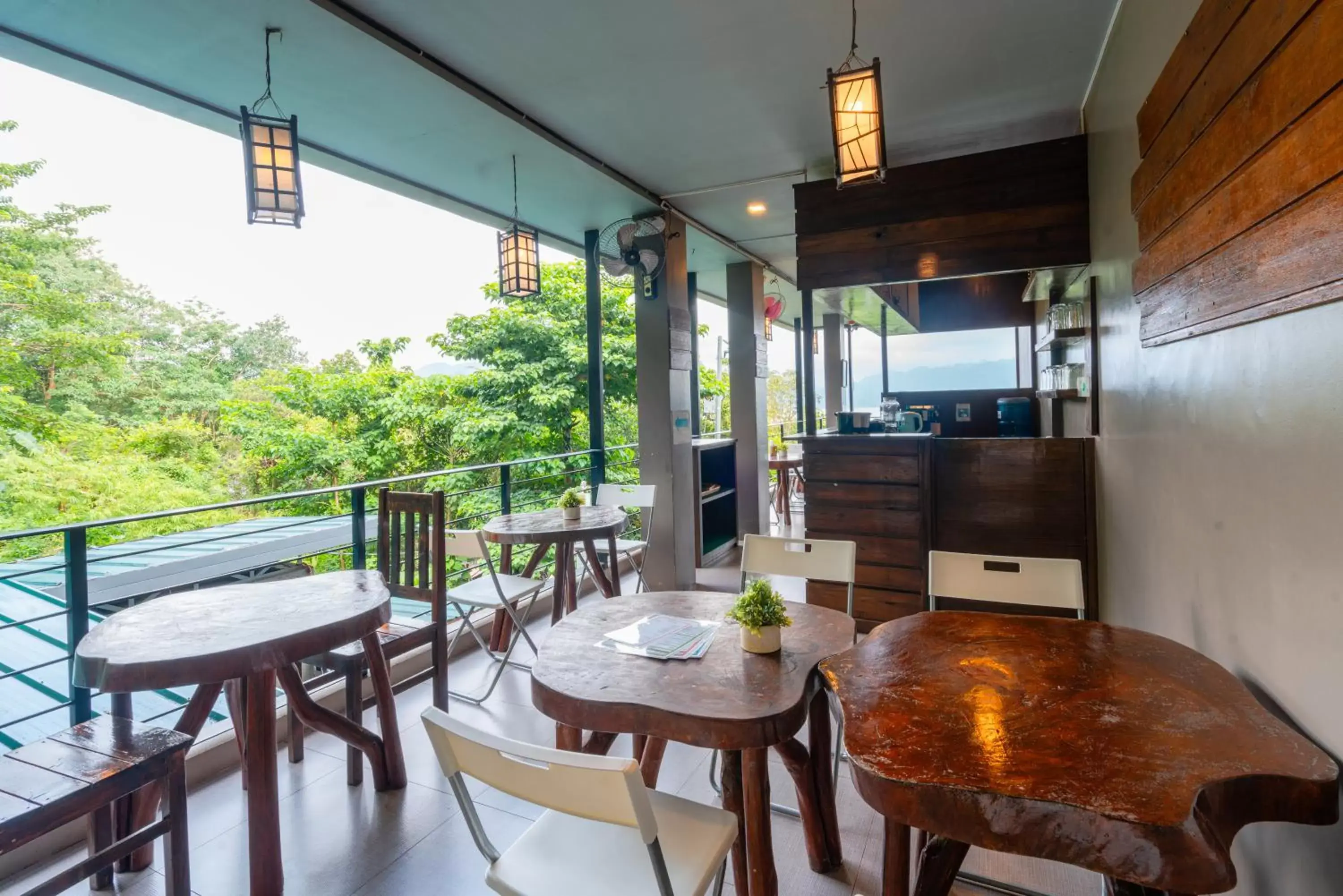 Dining area in The Ridge Coron