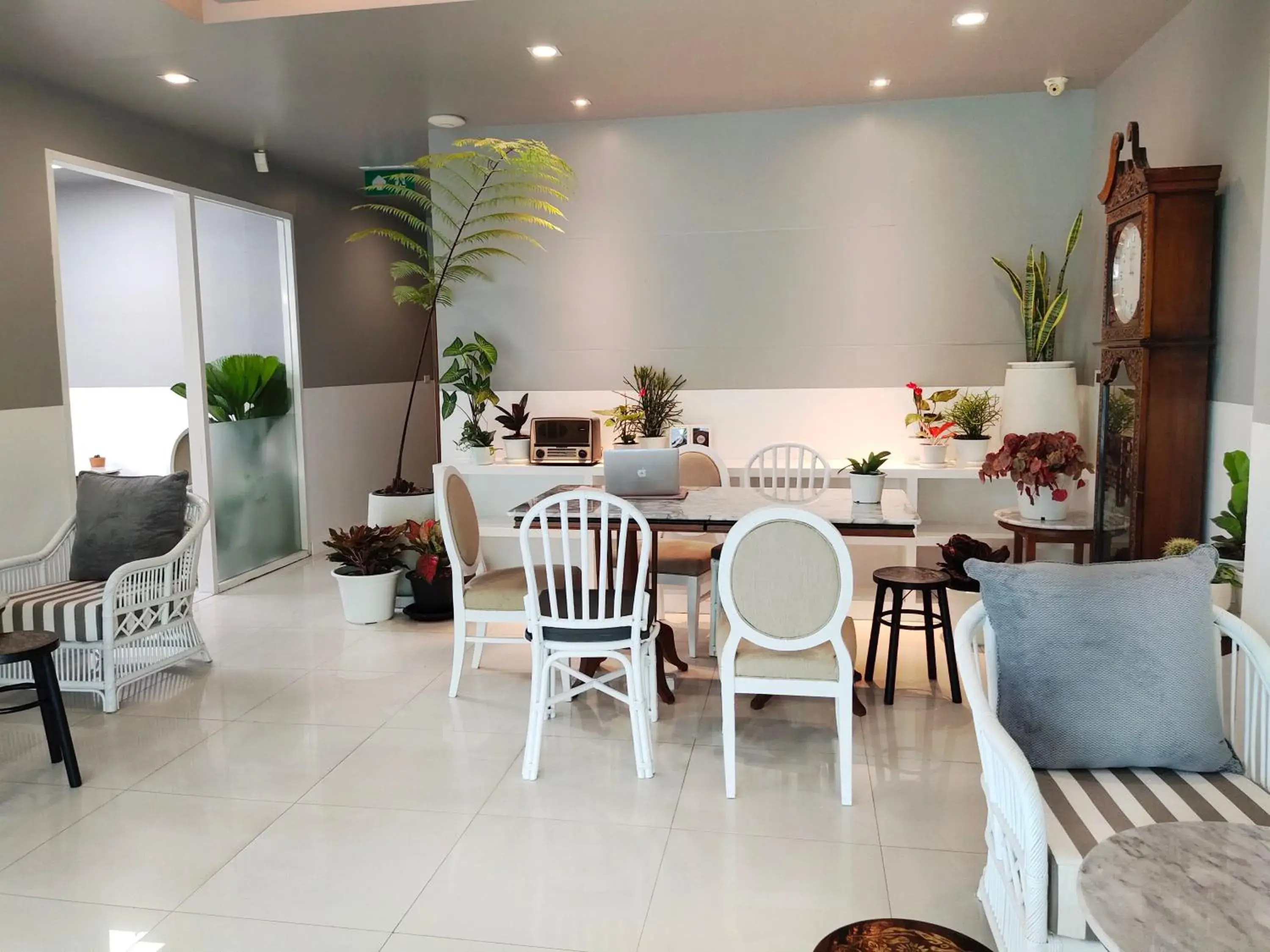Restaurant/places to eat in Ratana Hotel Rassada, PHUKET TOWN- SHA Extra Plus Restaurant/places to eat in Ratana Hotel Rassada, PHUKET TOWN- SHA Extra Plus