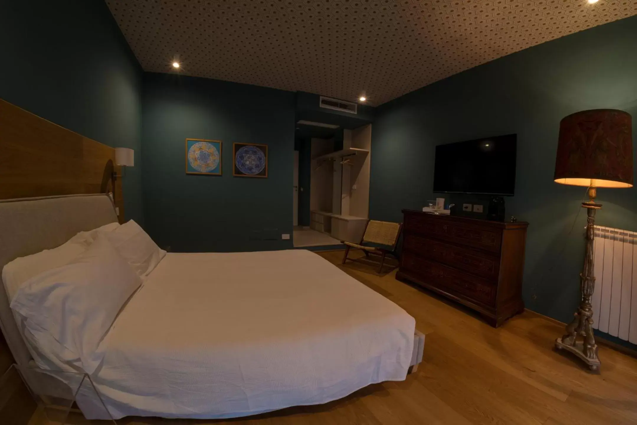 Bedroom in Gaya resort