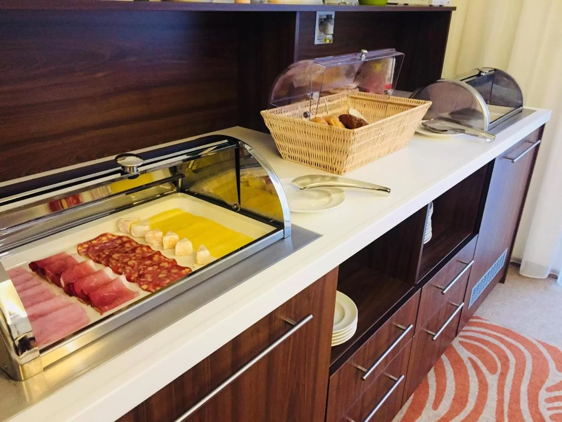 Buffet breakfast in Pension Laa Natura