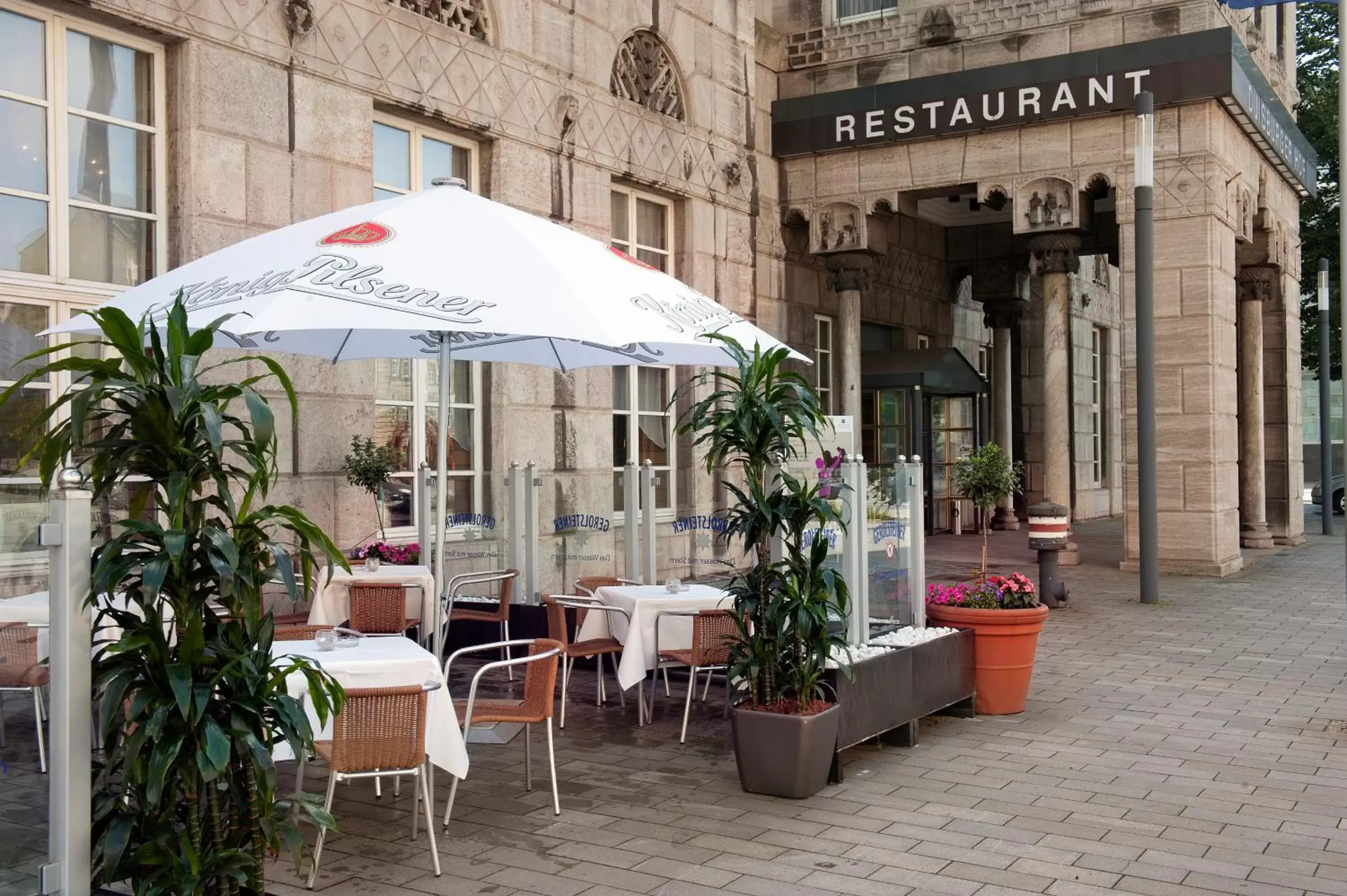 Balcony/Terrace, Restaurant/Places to Eat in Wyndham Duisburger Hof