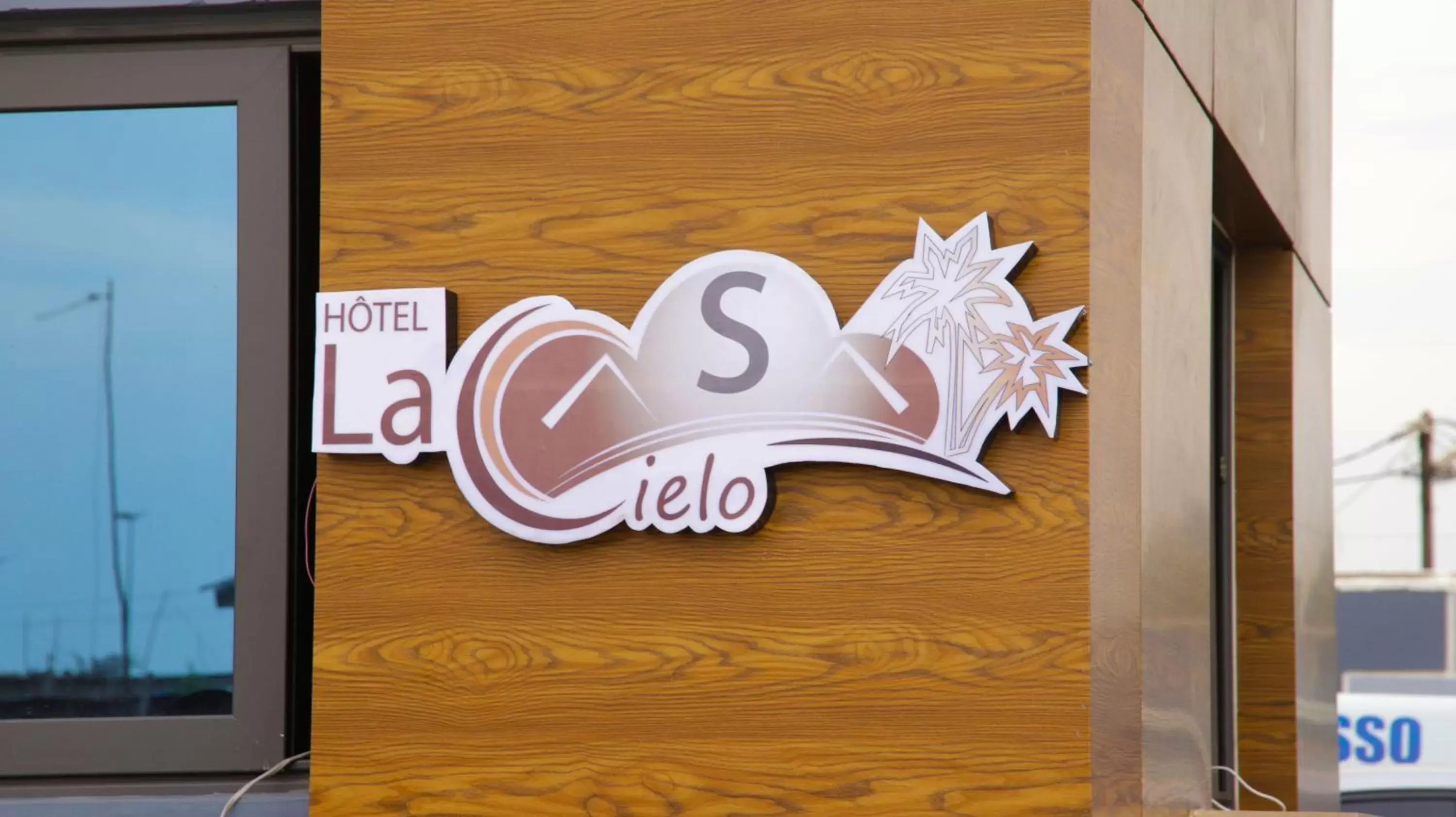 Property logo or sign in Hotel La Casa Cielo