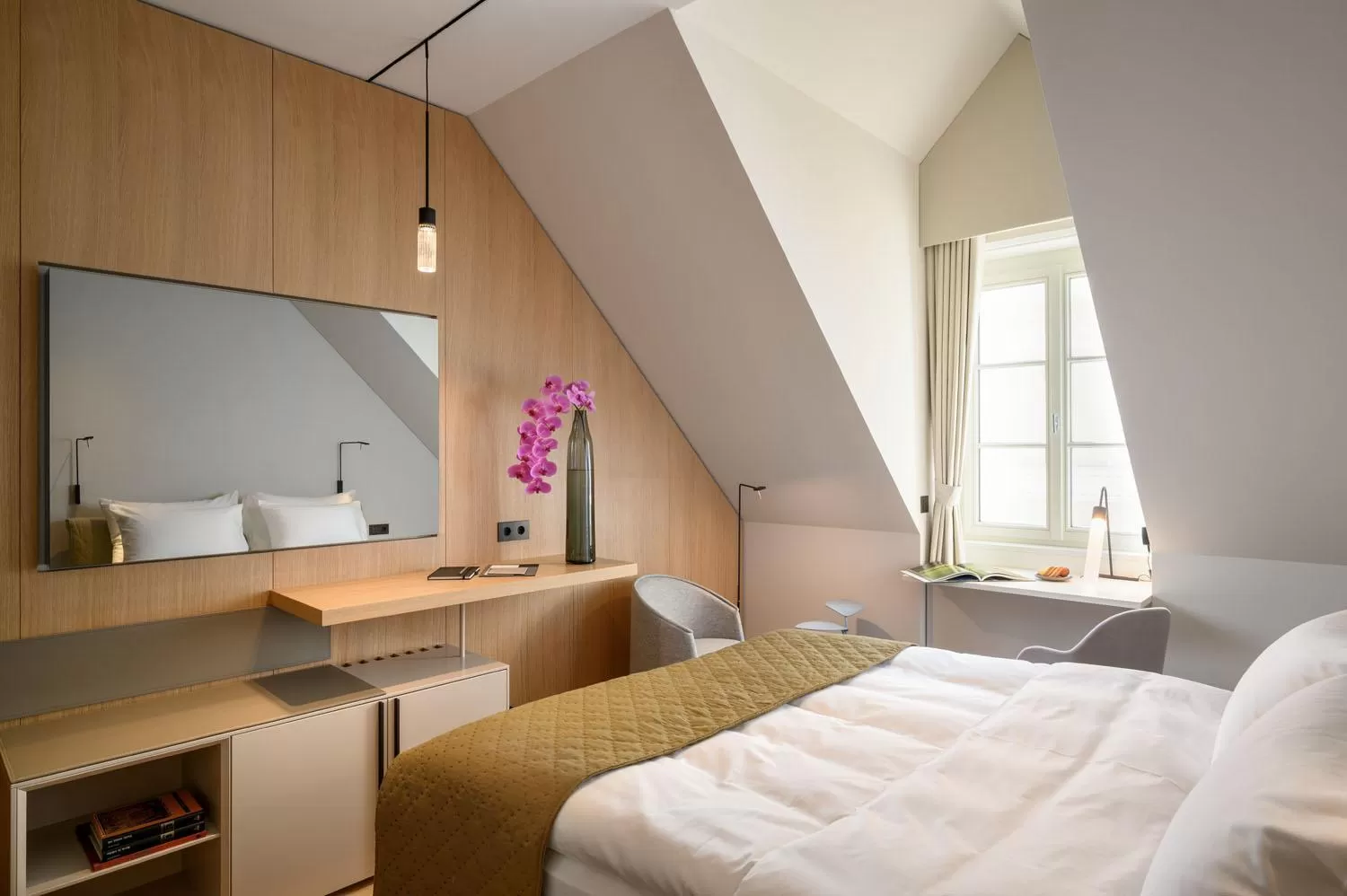 Bed in Zlata Ladjica Boutique Hotel