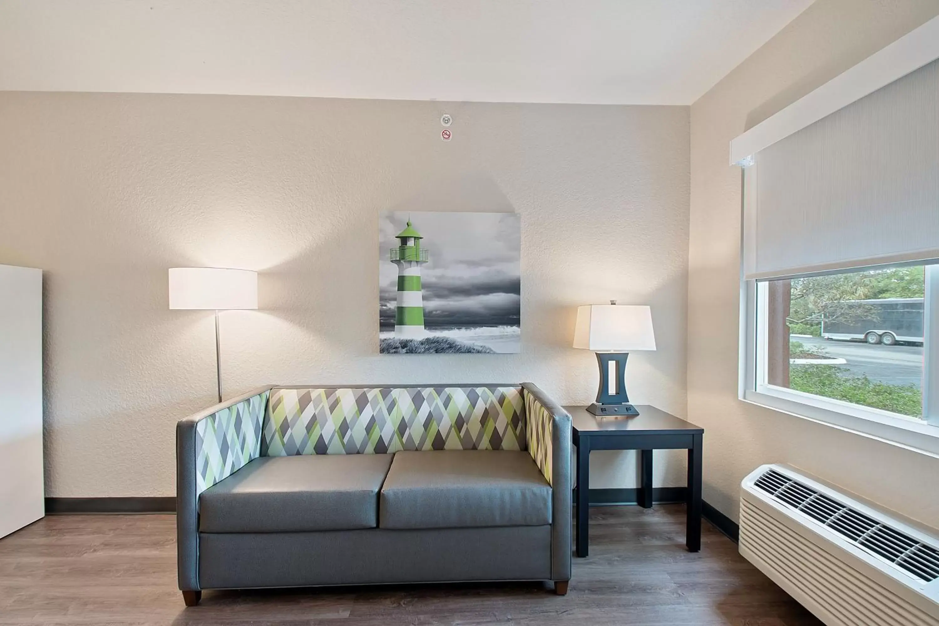 Living room, Seating Area in Extended Stay America Premier Suites - Miami - Airport - Doral - 25th Street
