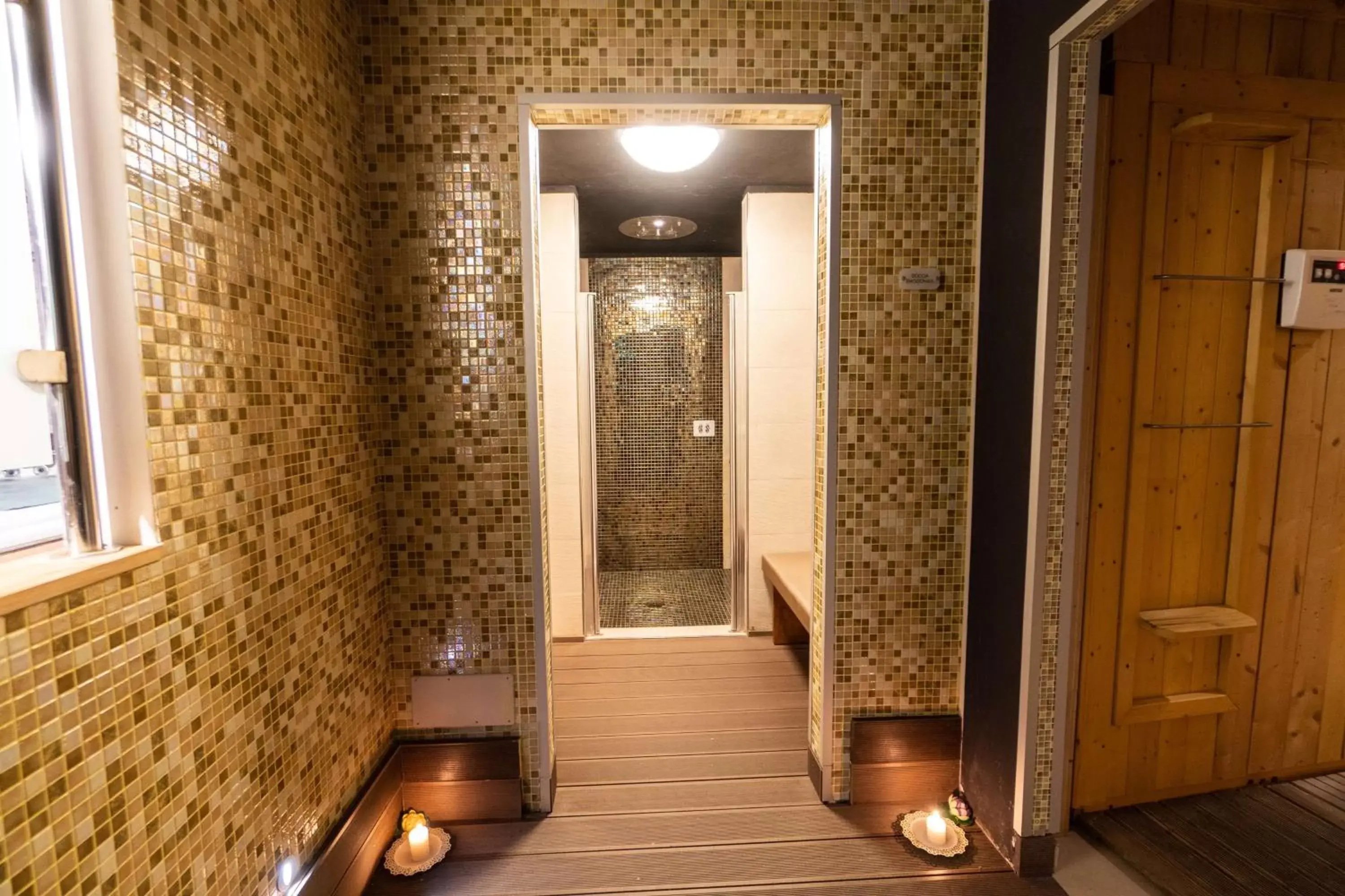 Spa and wellness centre/facilities, Bathroom in Best Western Plus Hotel Perla Del Porto