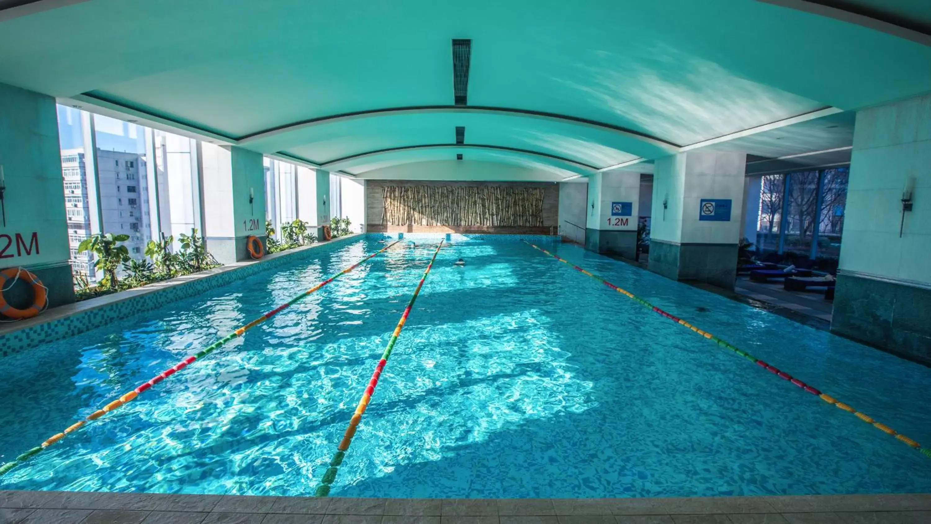 Swimming pool in Shangri-La Beijing