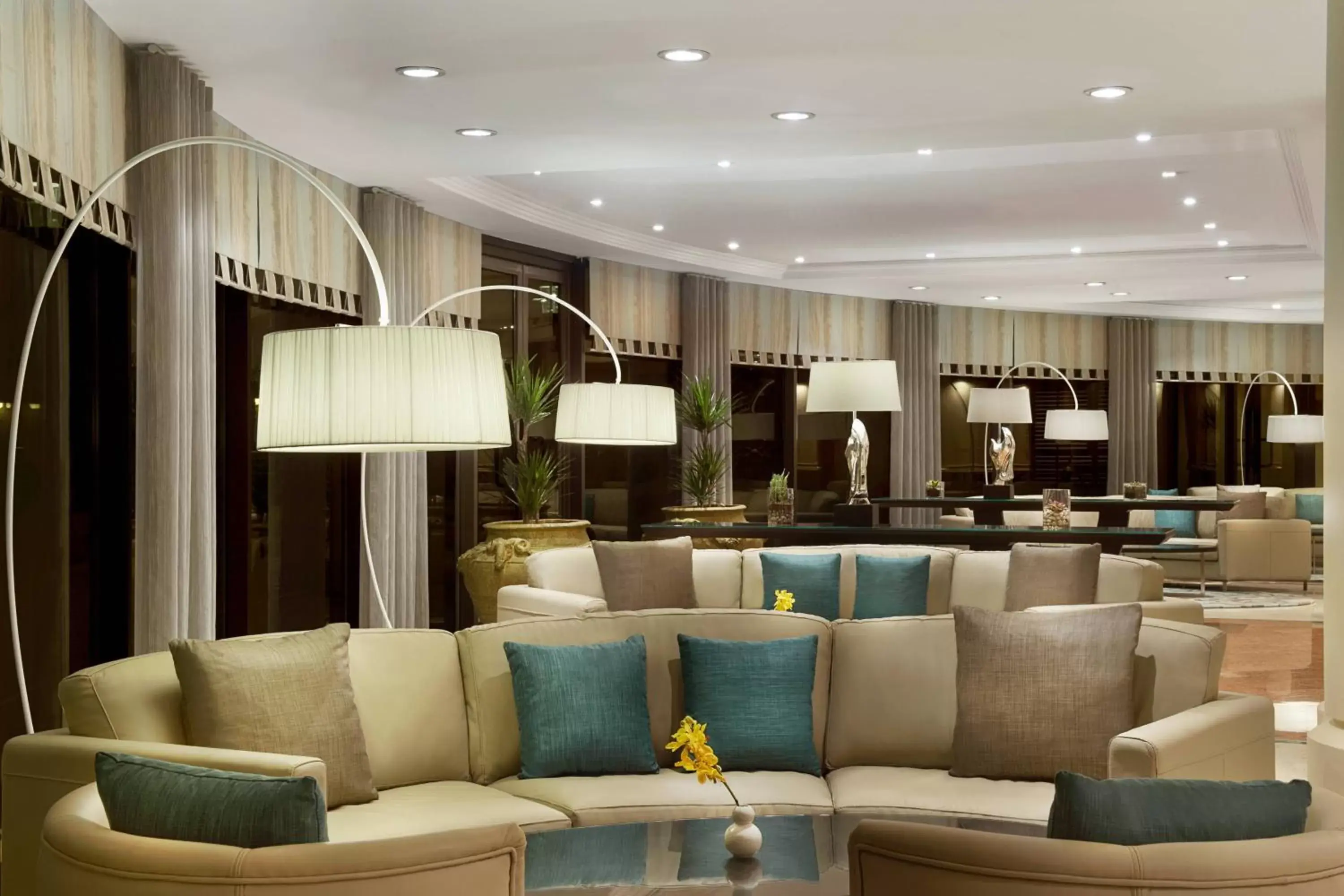 Lounge or bar, Lounge/Bar in Dead Sea Marriott Resort & Spa