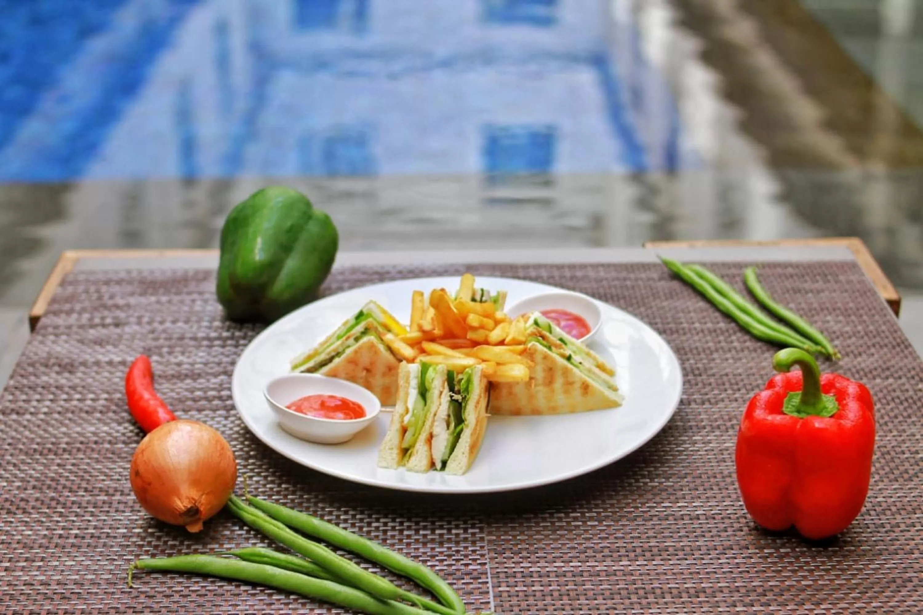 Food in Swiss-Belexpress Kuta Legian