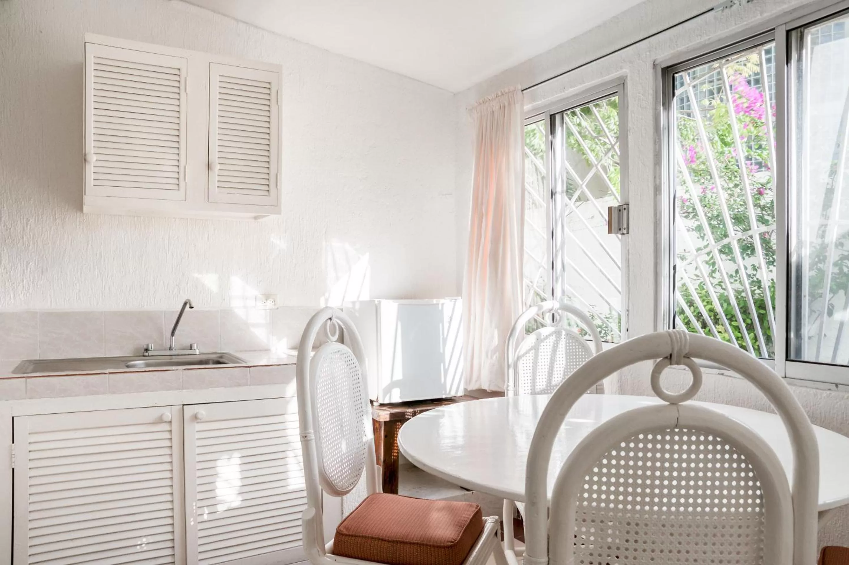 Superior Queen Room with Two Queen Beds in Hotel Farallon Inn Cancún