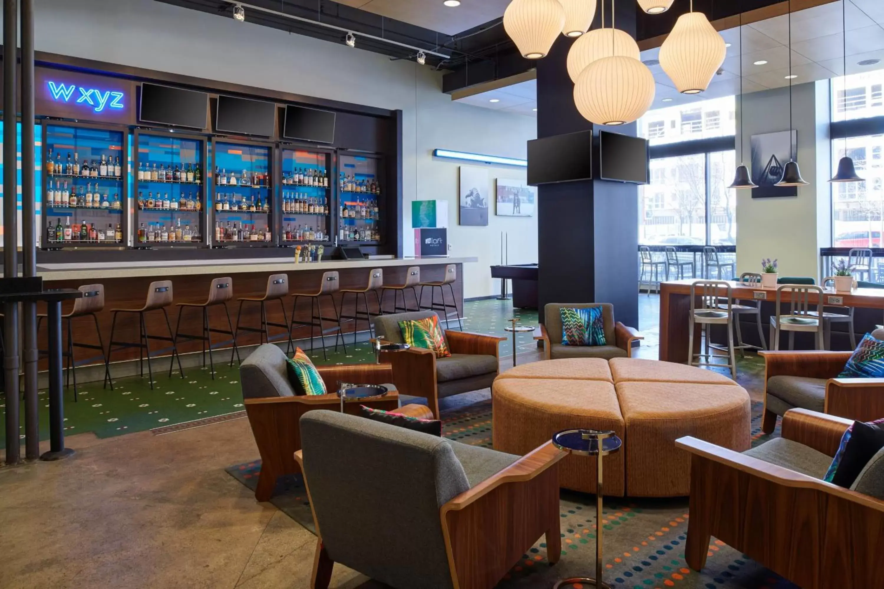 Restaurant/places to eat, Lounge/Bar in Aloft Detroit at The David Whitney