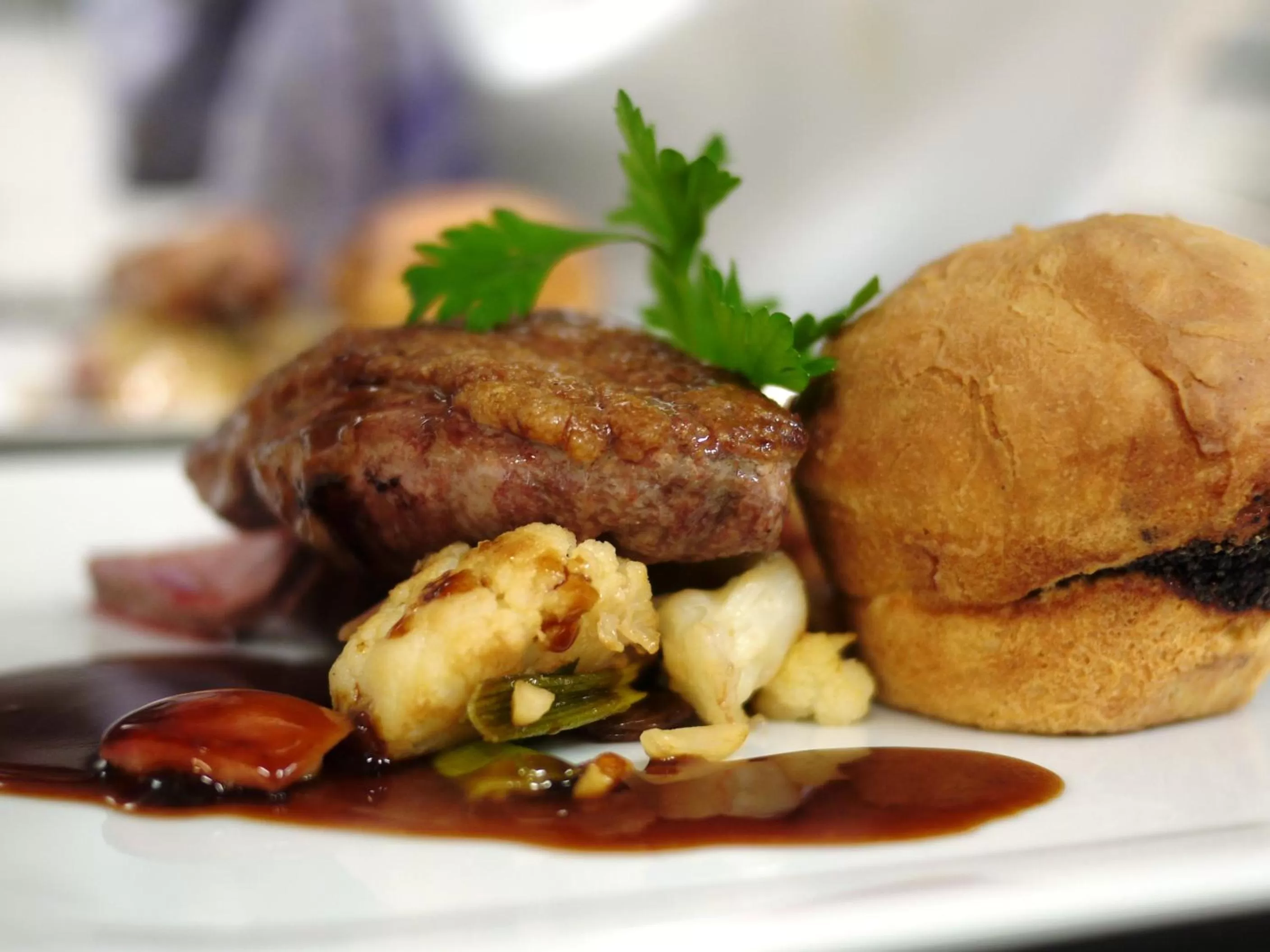 Restaurant/places to eat in Hotel Europa