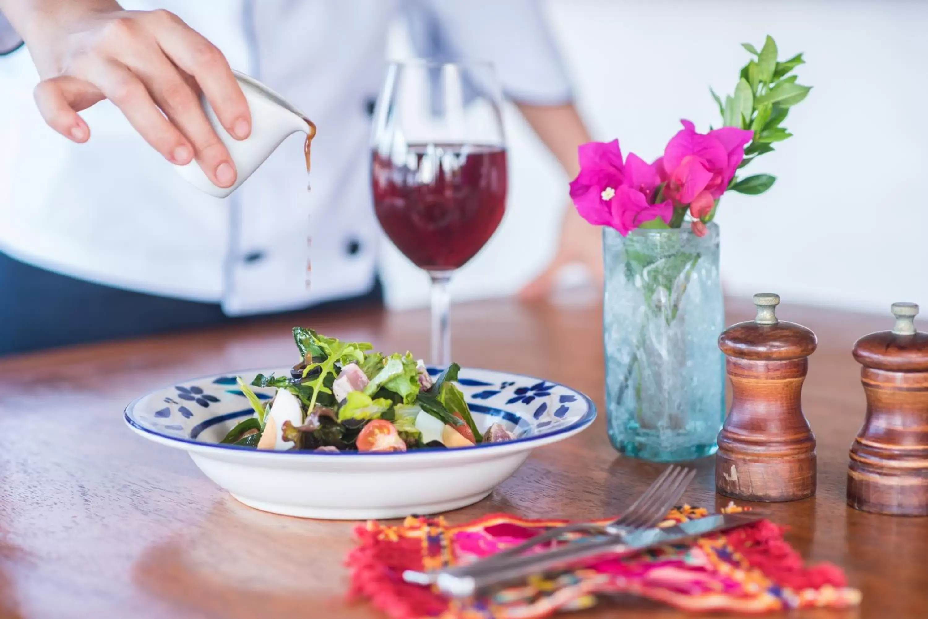 Food and drinks in La Casa Que Canta