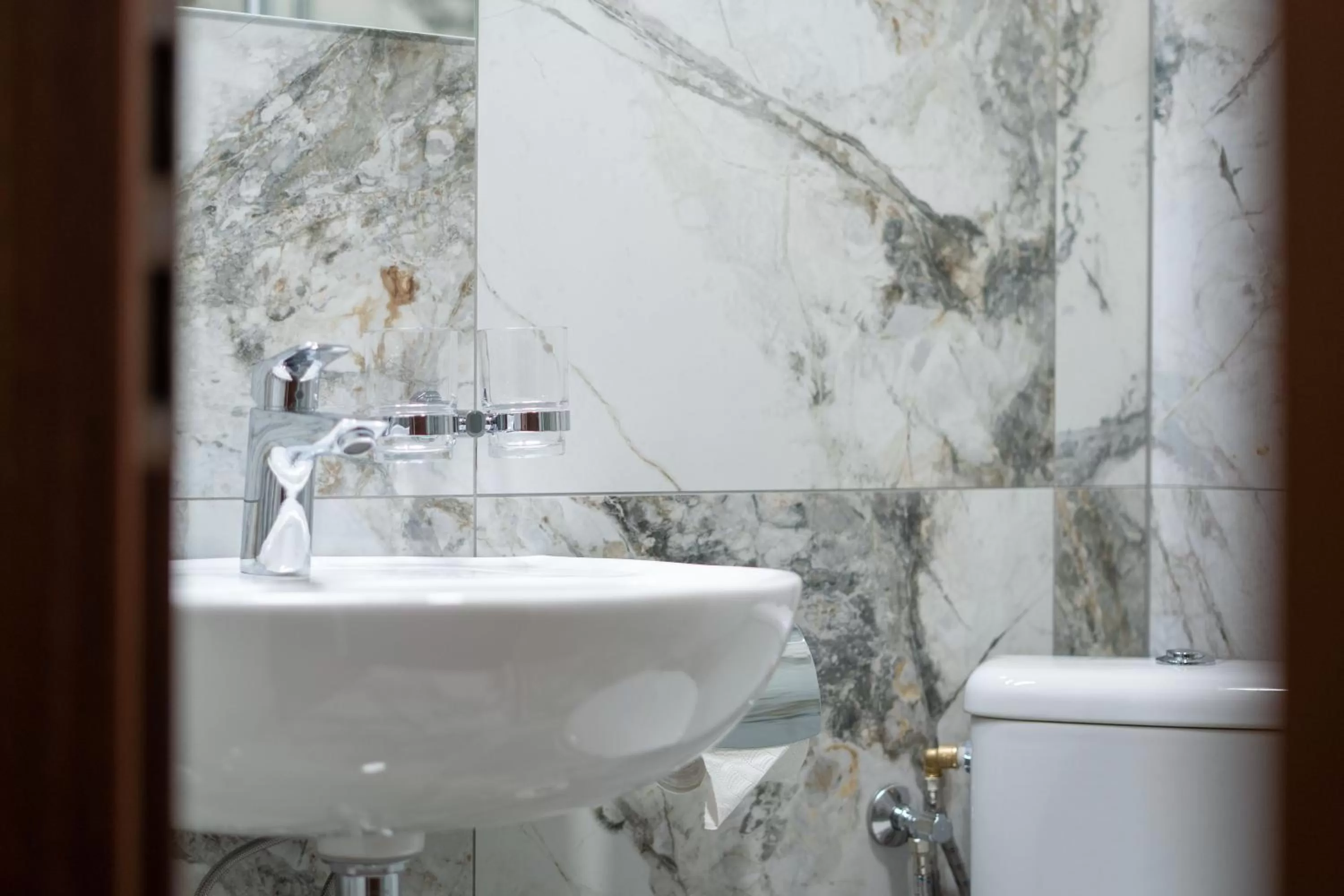 Shower in Hotel MAXPLAZA