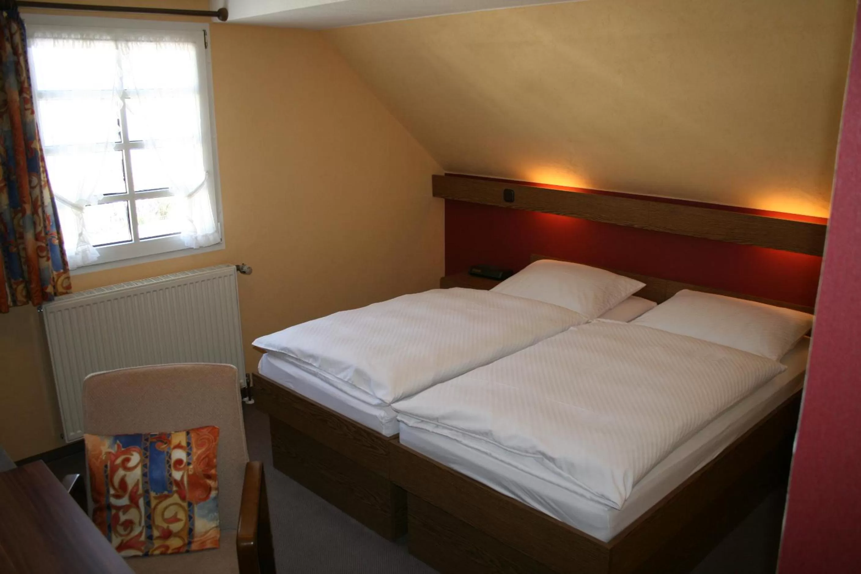 Photo of the whole room in Mosel Weinhotel Steffensberg