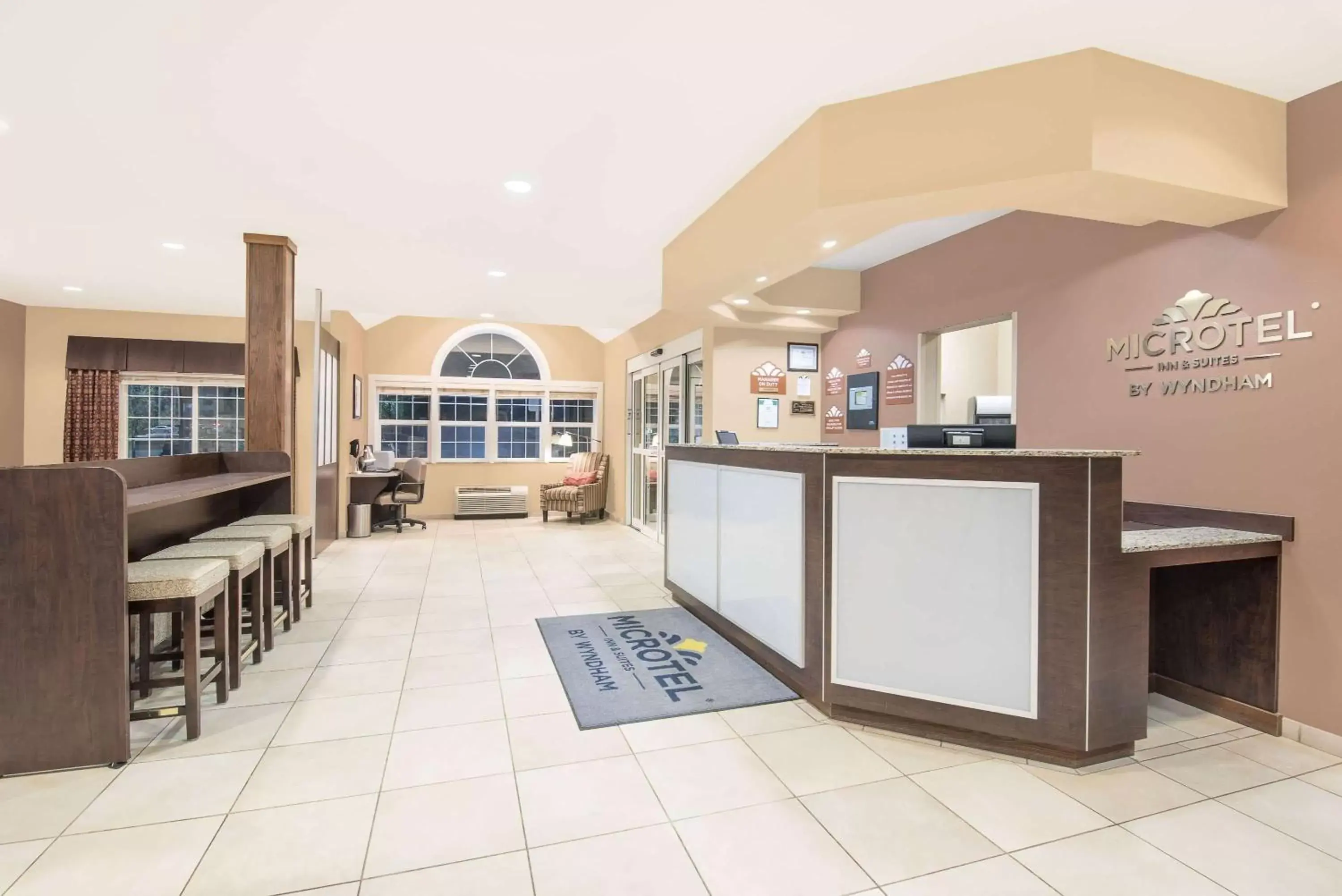 Lobby or reception in Microtel Inn & Suites Lobby or reception in Microtel Inn & Suites