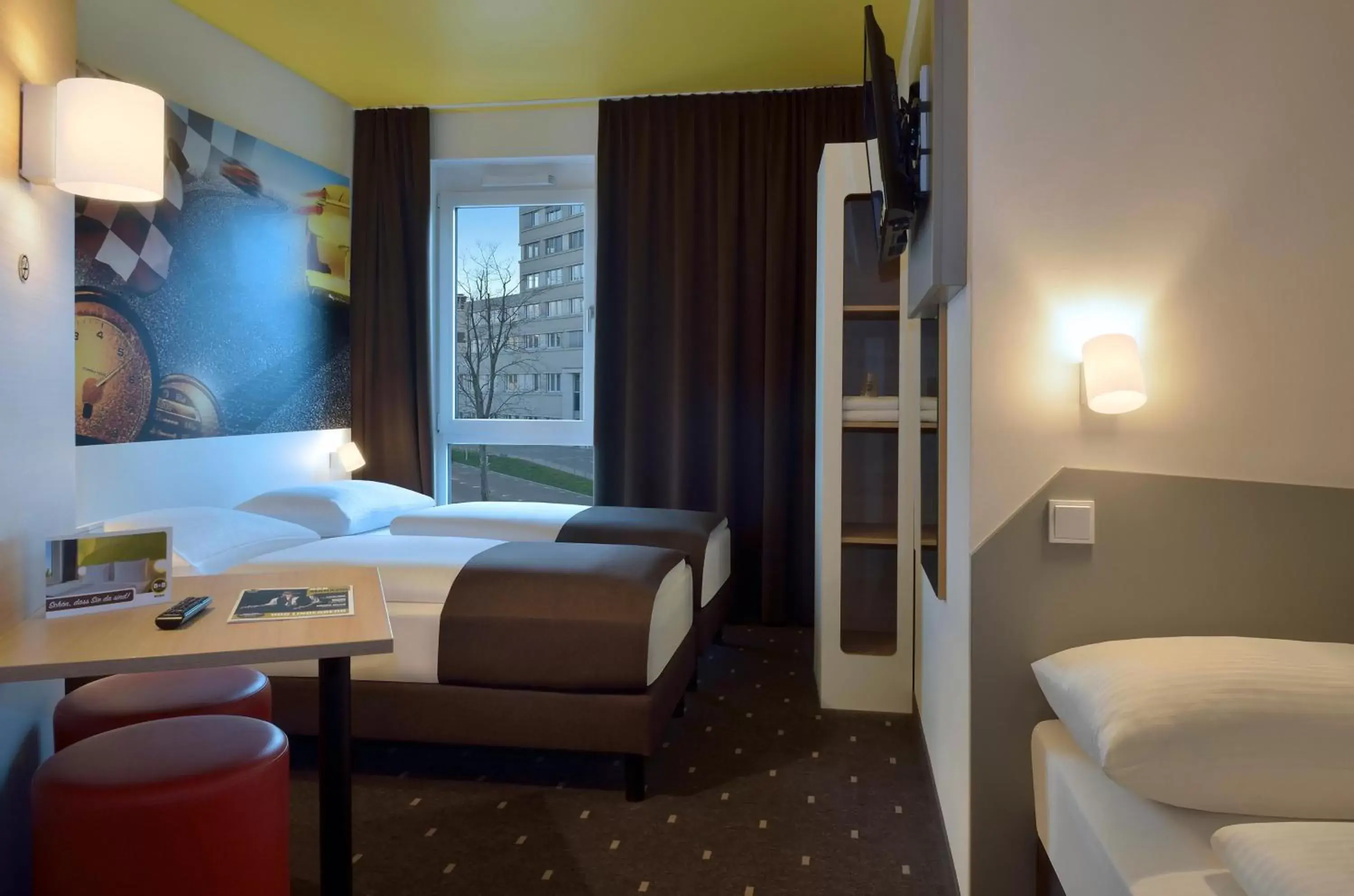 Photo of the whole room, Bed in B&B Hotel Stuttgart-Zuffenhausen