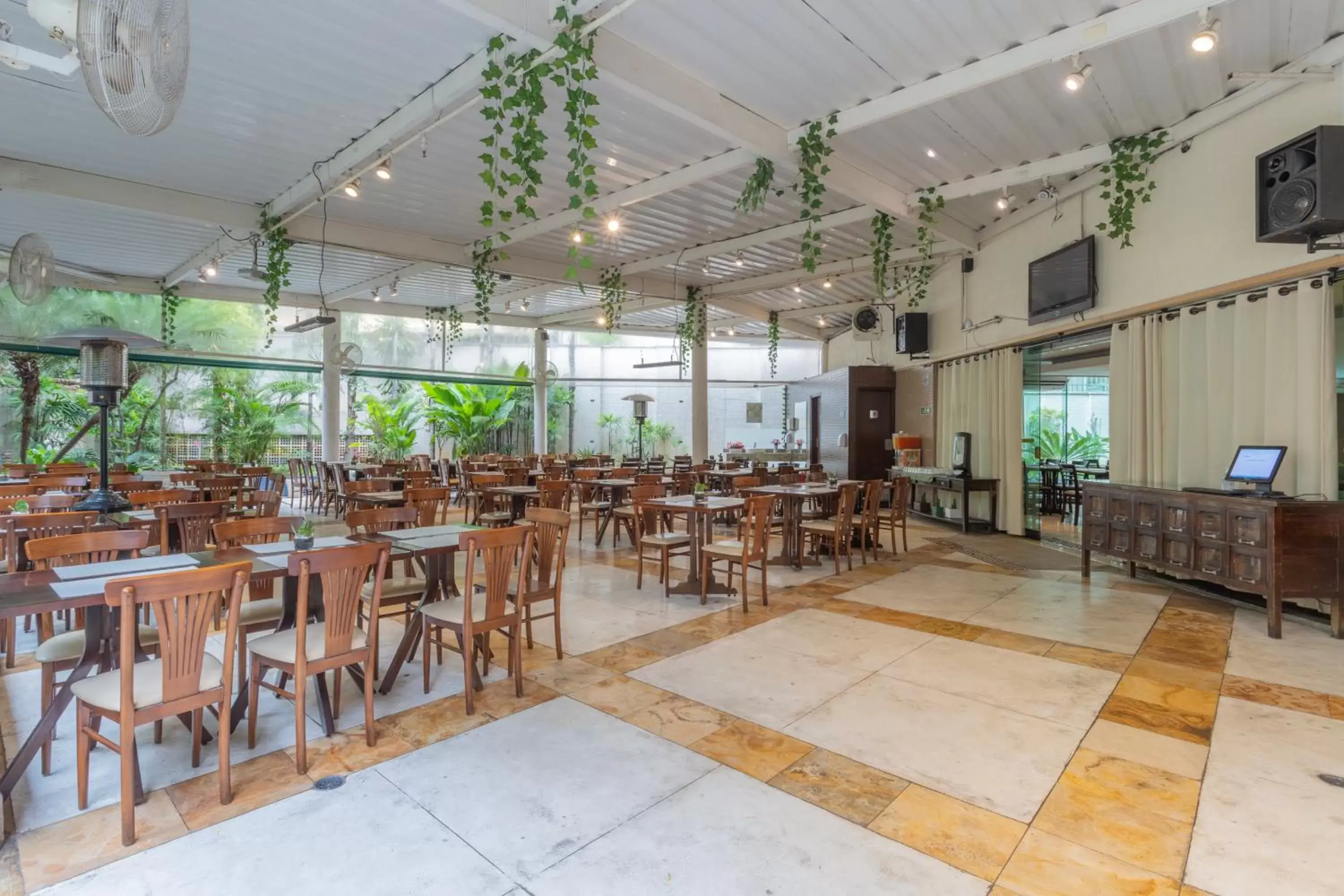 Restaurant/places to eat in Green Place Ibirapuera Restaurant/places to eat in Green Place Ibirapuera
