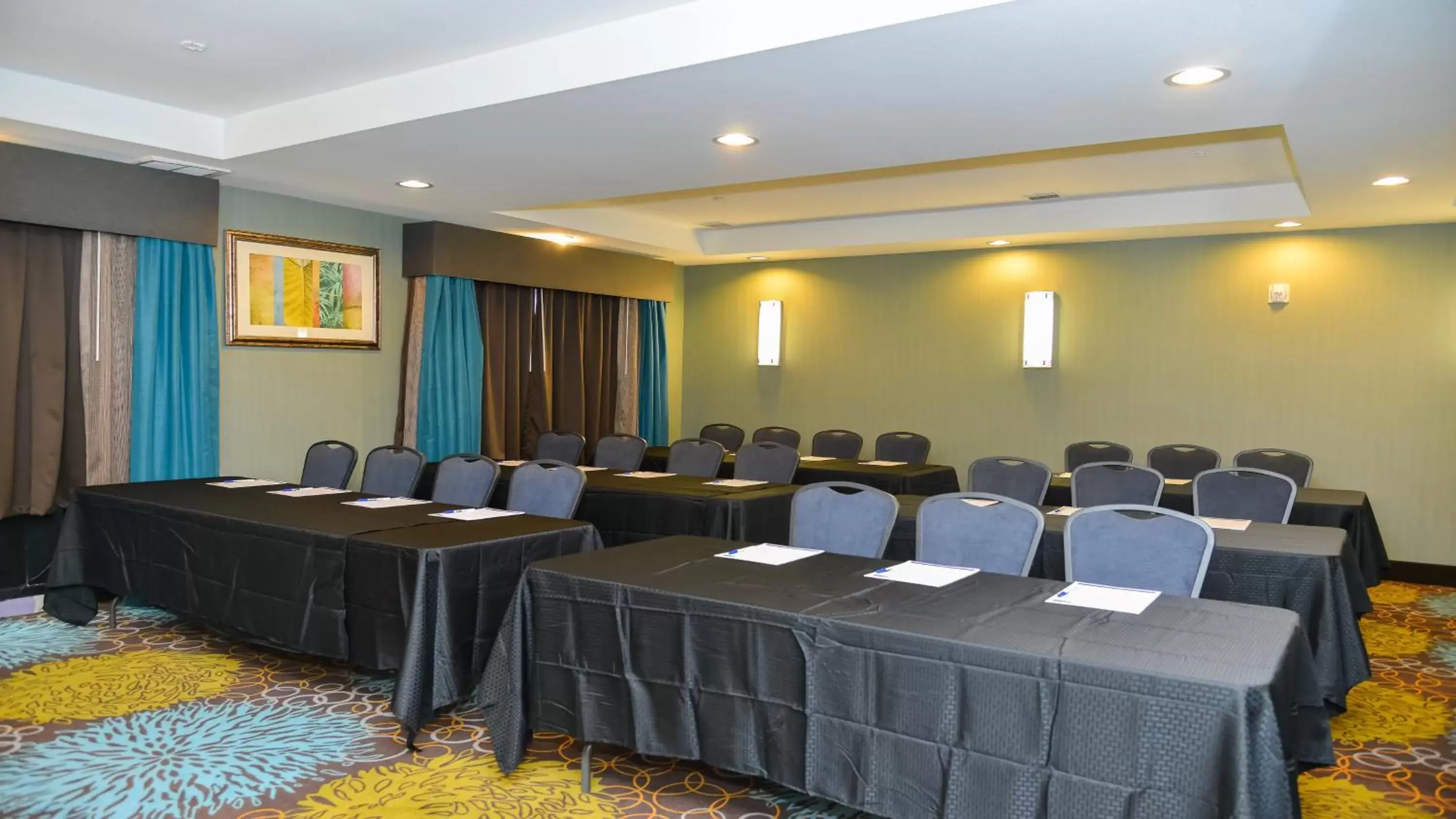 Meeting/conference room in Holiday Inn Express Hotels & Suites Cuero, an IHG Hotel