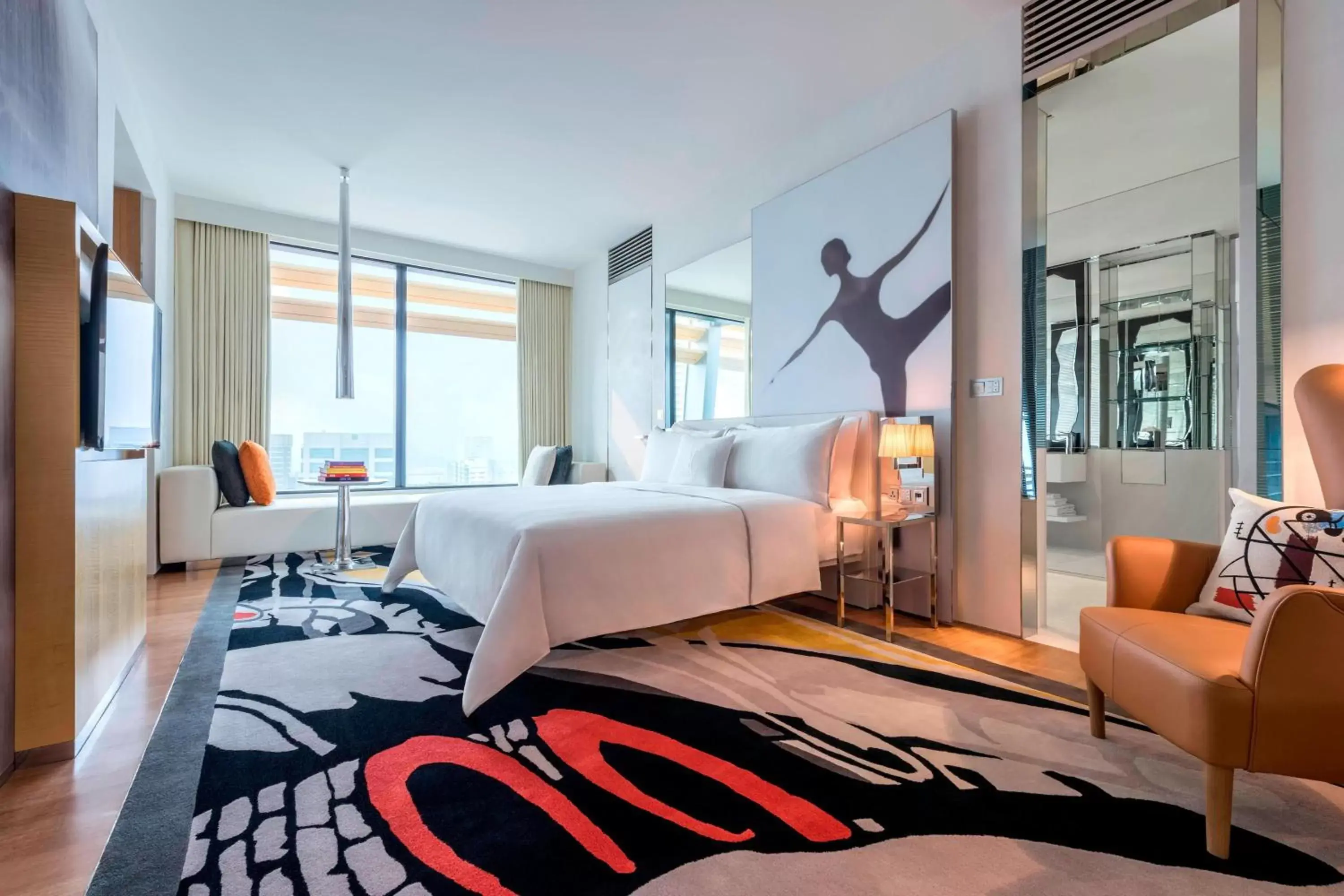 Bedroom in JW Marriott Hotel Singapore South Beach