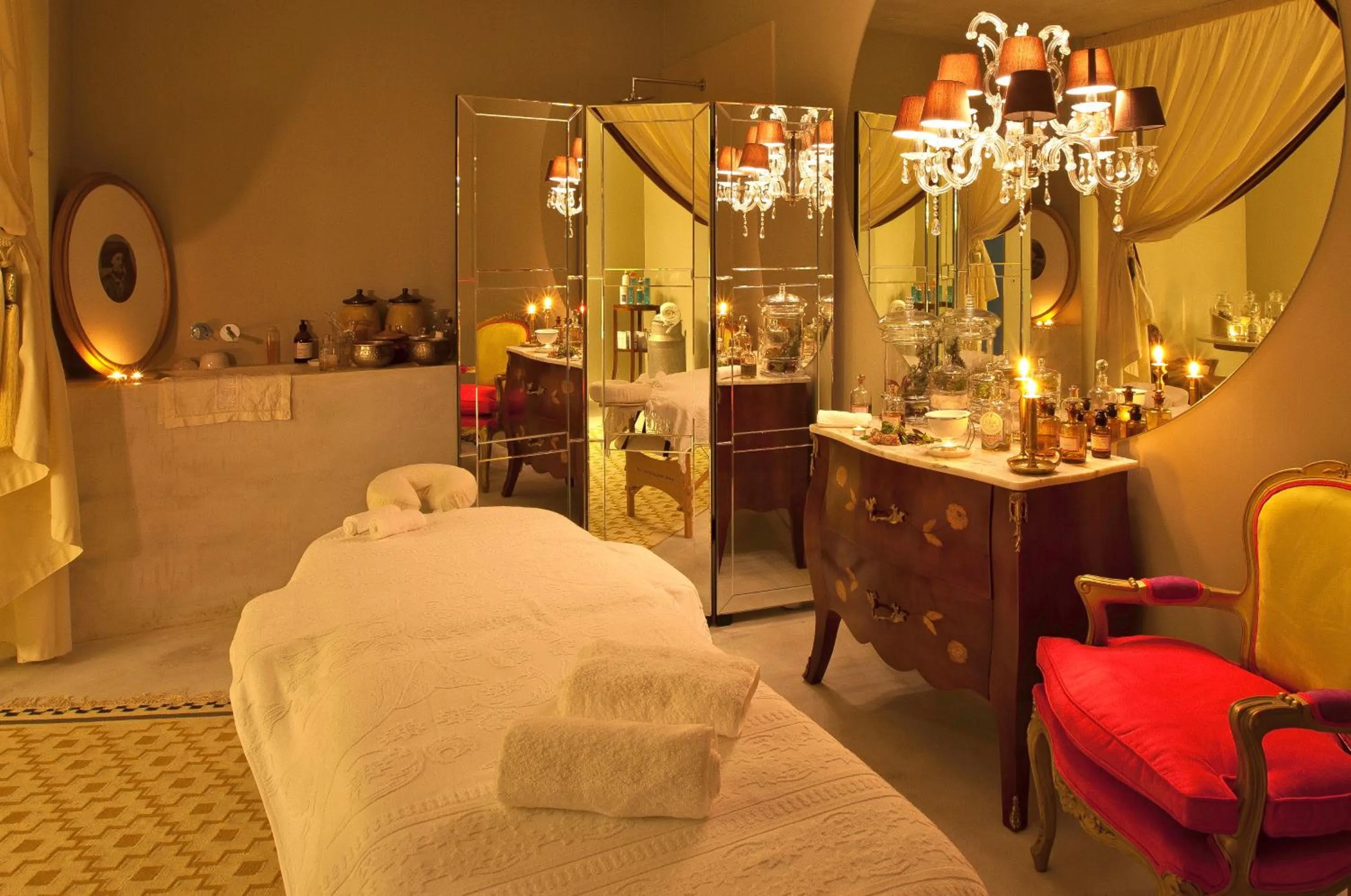 Massage, Bed in Carmo's Boutique Hotel - Small Luxury Hotels of the World