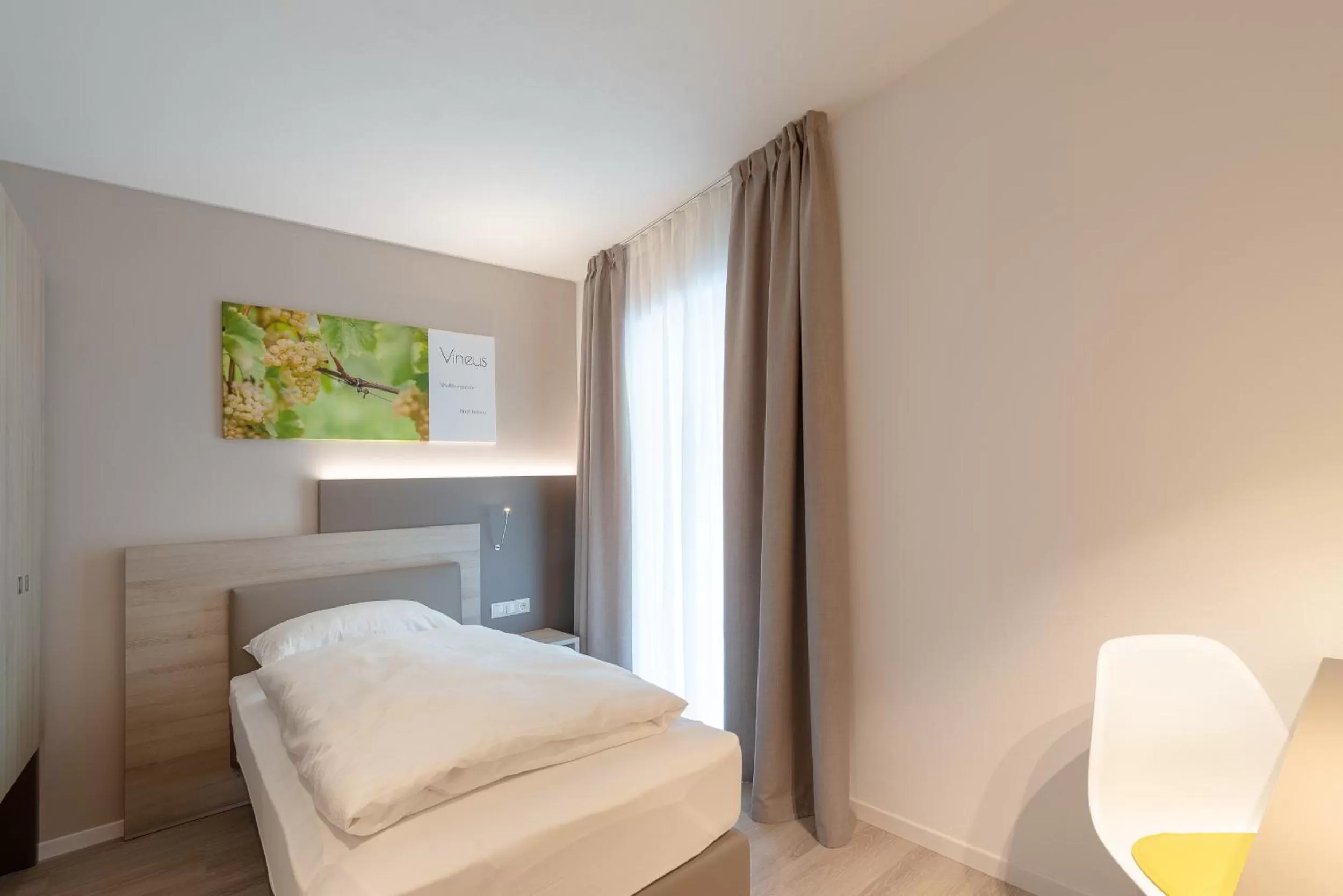 Photo of the whole room, Bed in Residence Garni Hotel Vineus