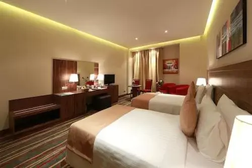 Photo of the whole room, Bed in Al Khaleej Palace Deira Hotel
