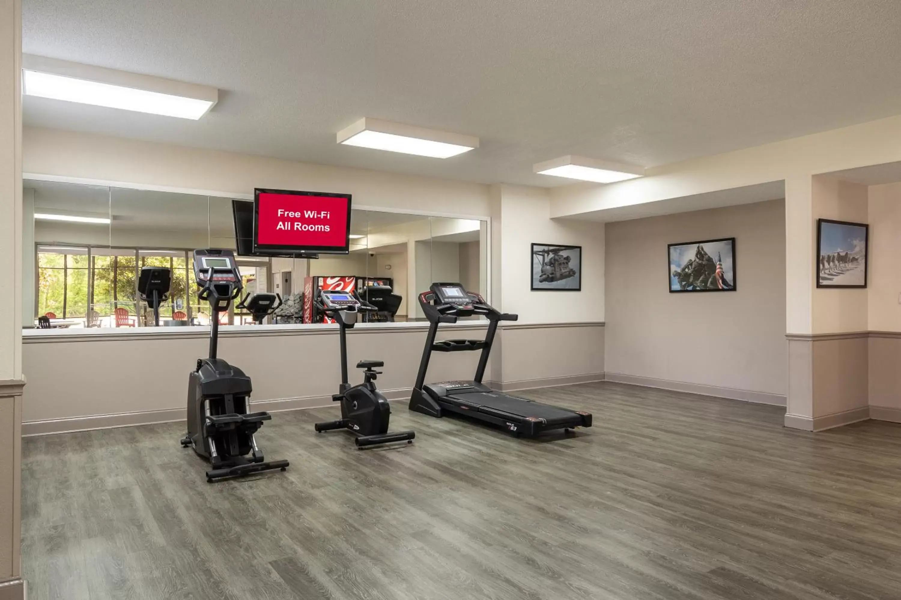 Fitness centre/facilities, Fitness Center/Facilities in Red Roof Inn & Suites Jacksonville, NC